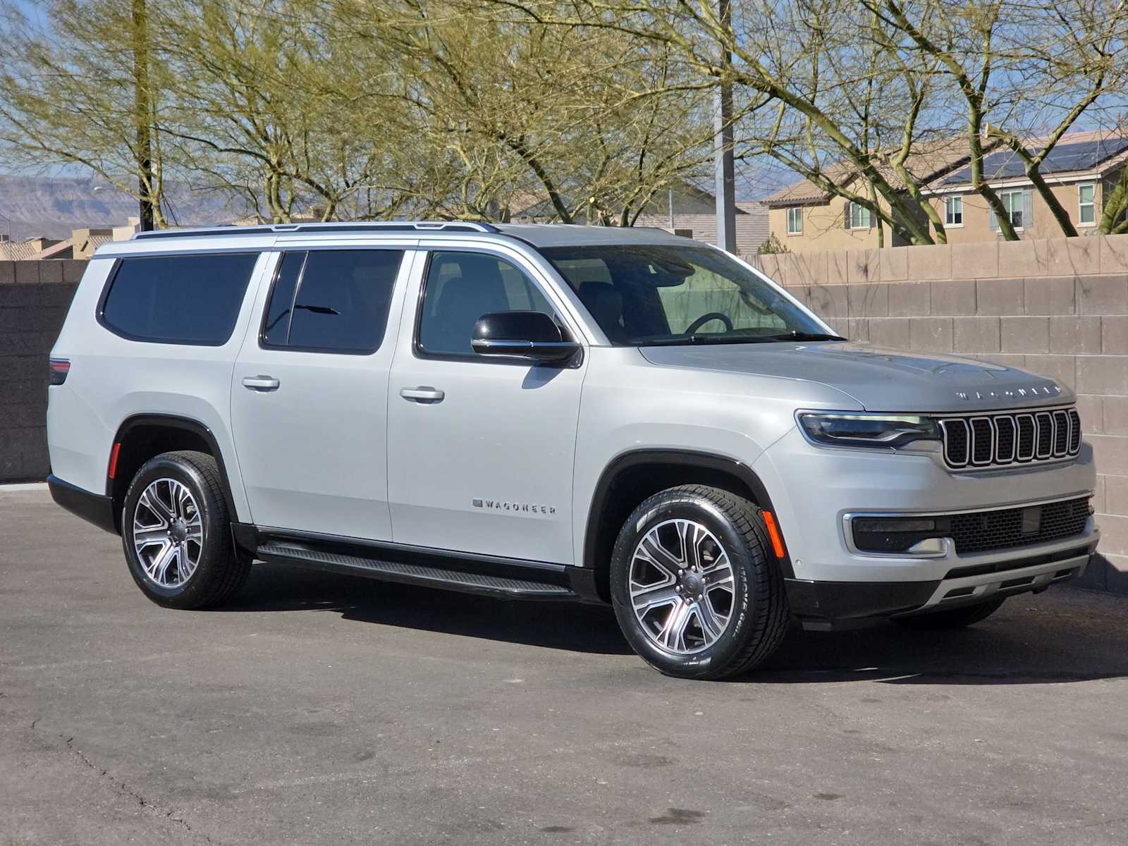 Thumbnail: 2024 Jeep Wagoneer - 3