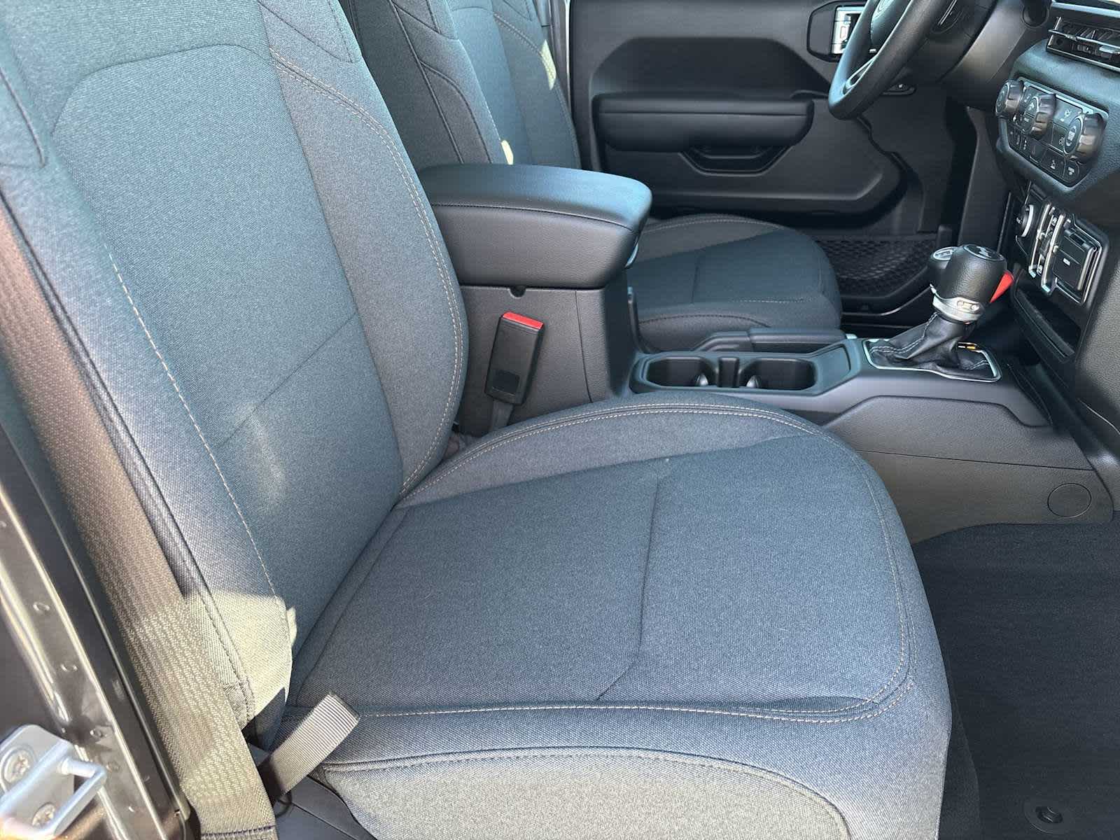 Thumbnail: 2026 Jeep Wrangler - 15