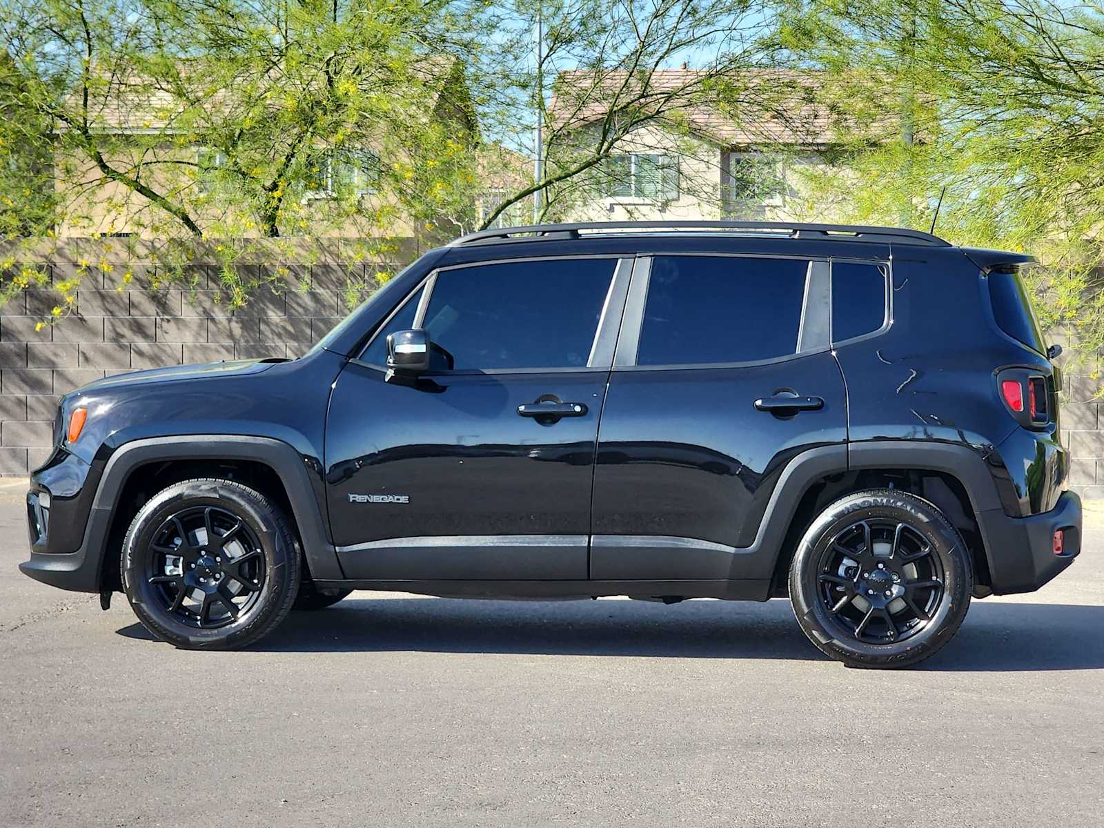 Thumbnail: 2020 Jeep Renegade - 6