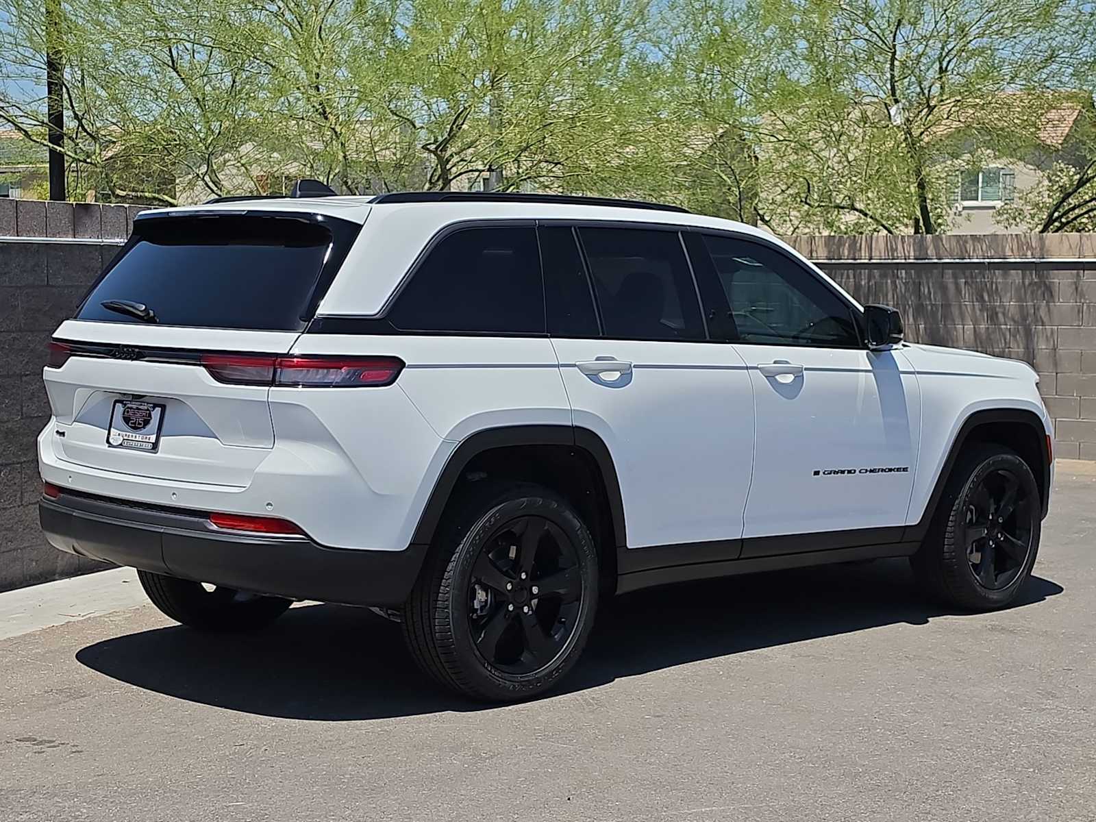 Thumbnail: 2026 Jeep Grand Cherokee - 8