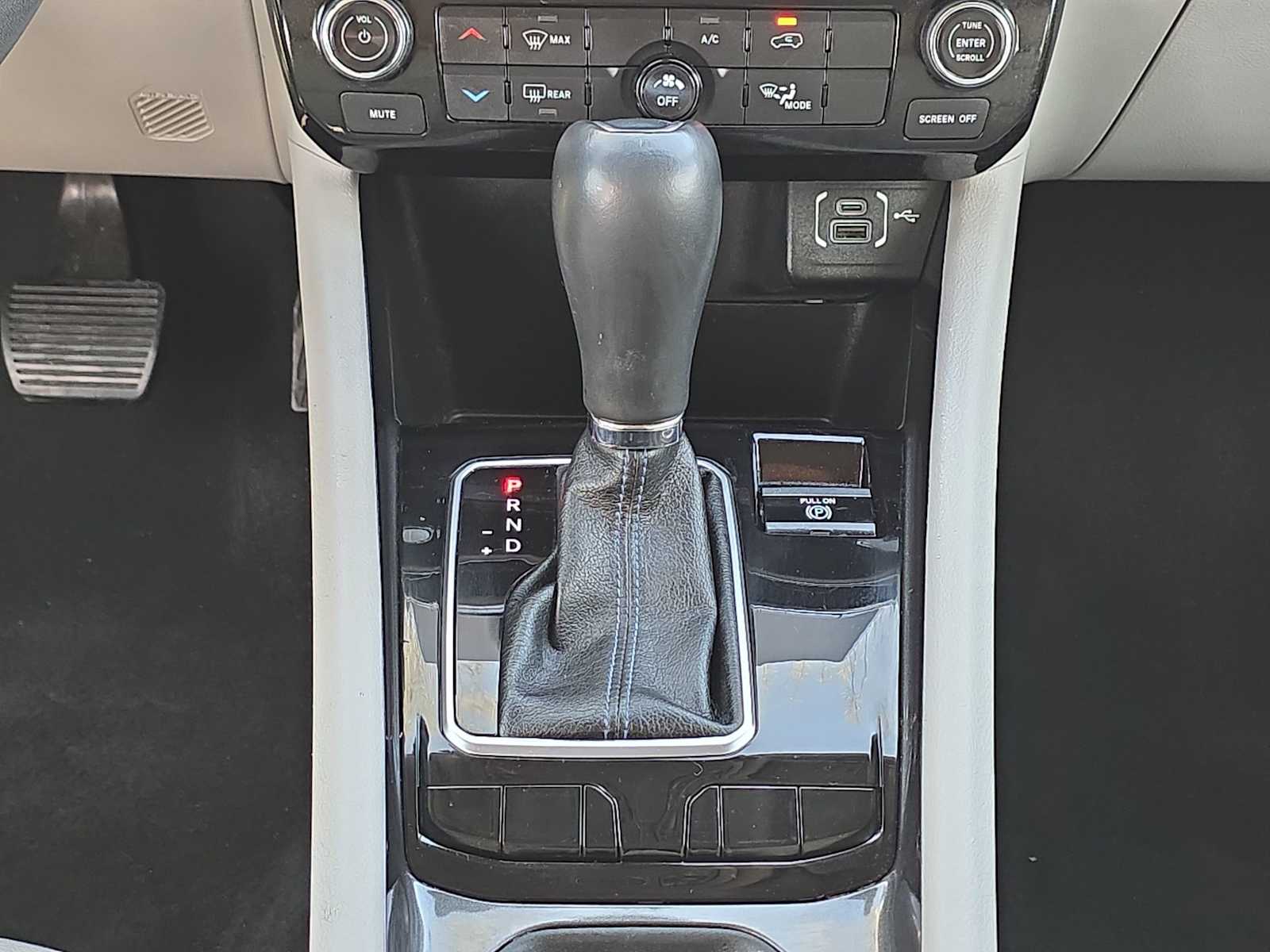 Thumbnail: 2022 Jeep Compass - 21