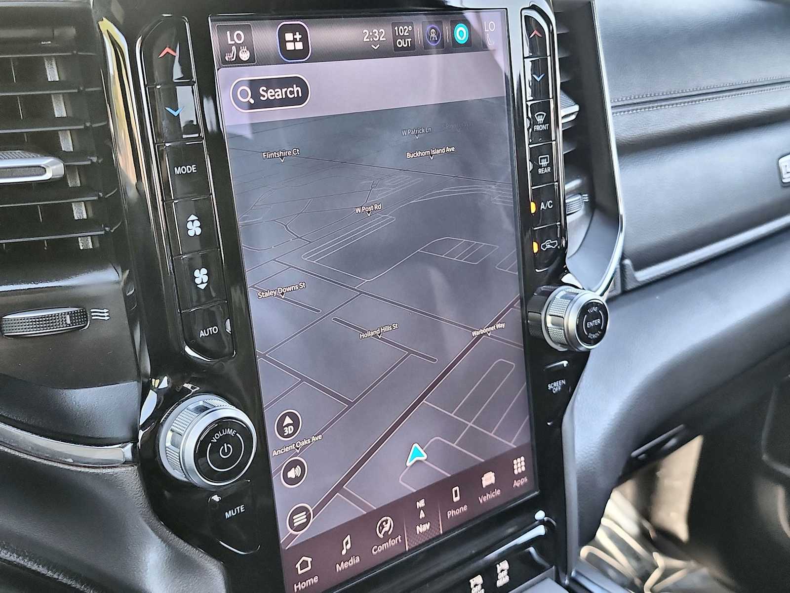 Thumbnail: 2025 RAM 1500 - 27