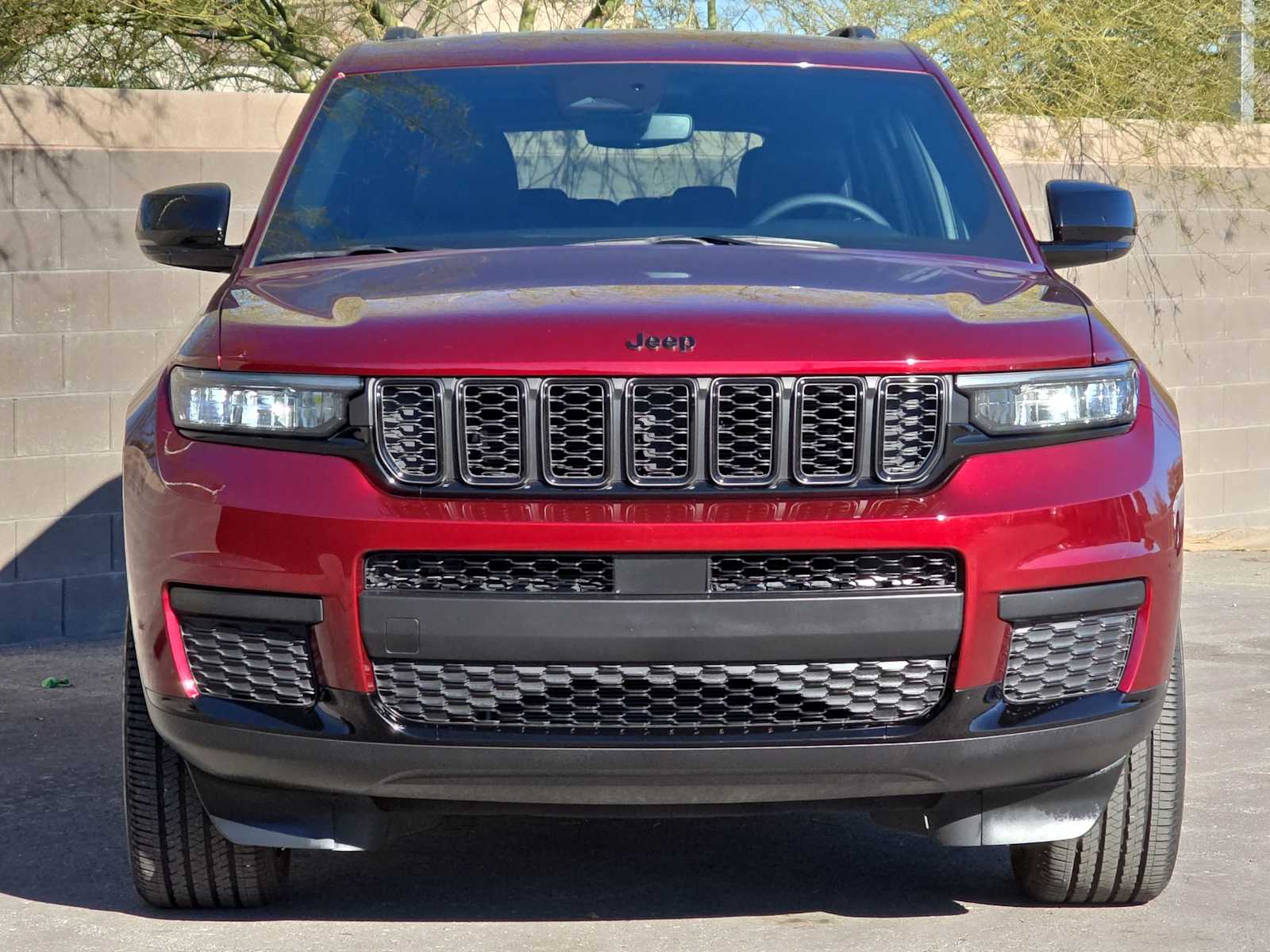 Thumbnail: 2024 Jeep Grand Cherokee L - 4