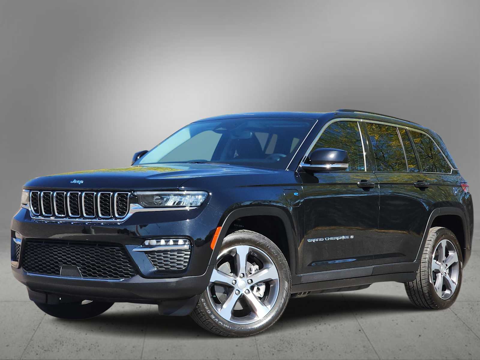 Thumbnail: 2024 Jeep Grand Cherokee - 1