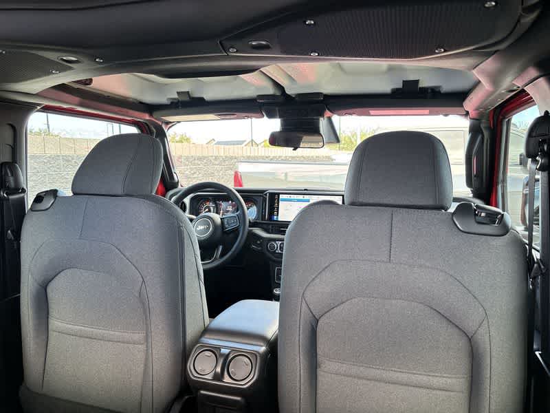 Thumbnail: 2025 Jeep Wrangler - 16