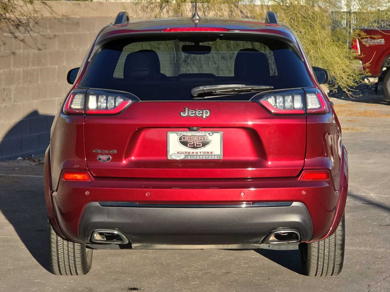 Thumbnail: 2019 Jeep Cherokee - 8