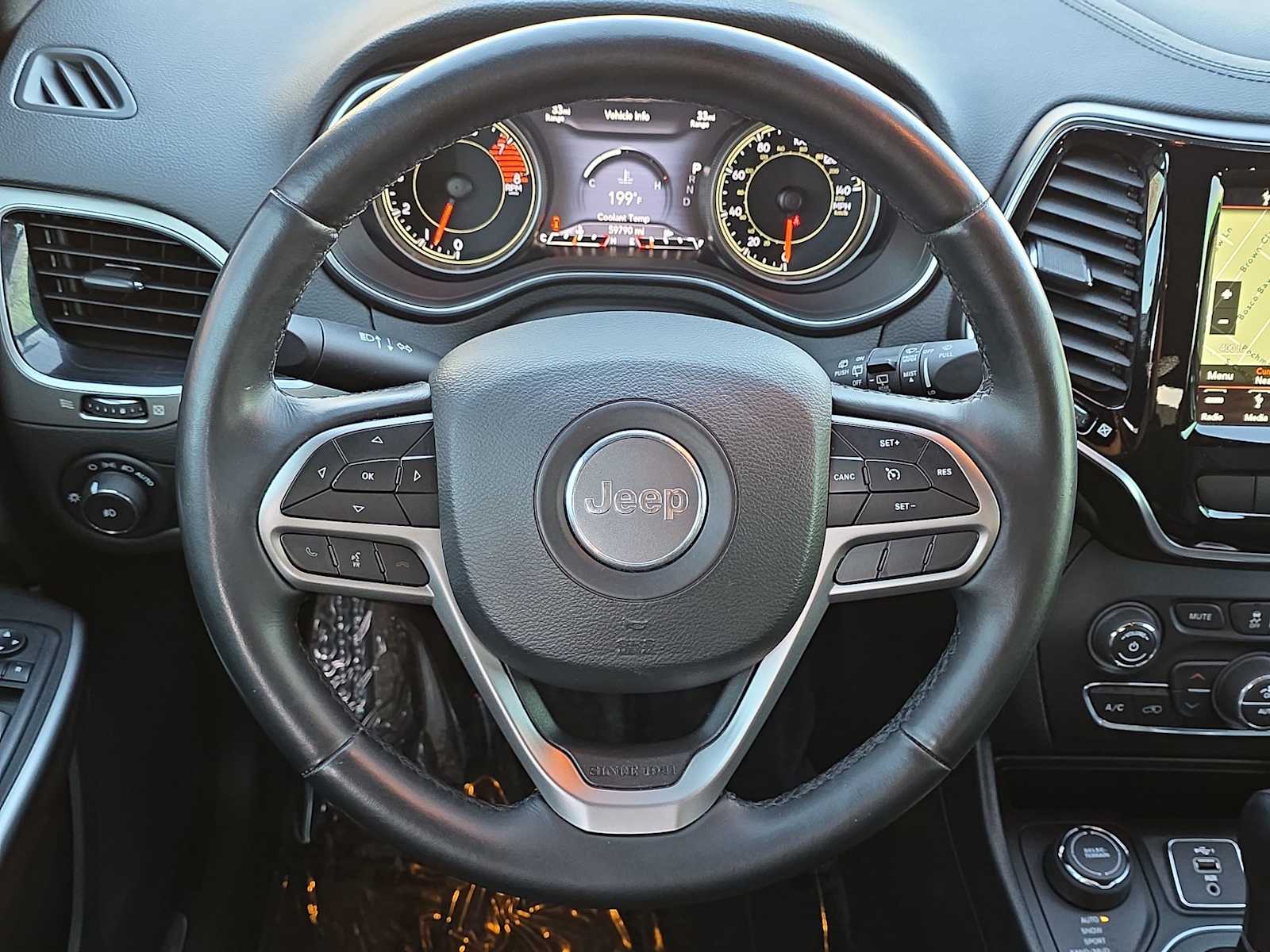 Thumbnail: 2019 Jeep Cherokee - 18