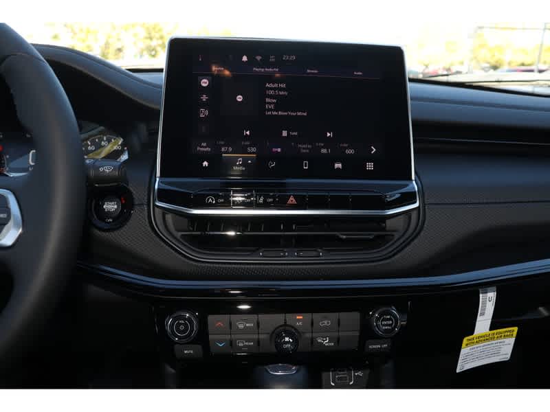 Thumbnail: 2025 Jeep Compass - 18
