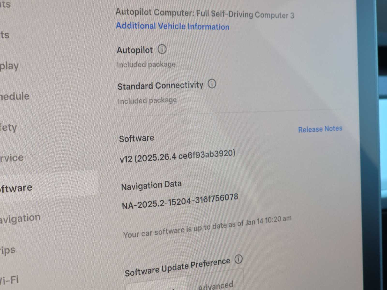 Thumbnail: 2022 Tesla Model 3 - 28