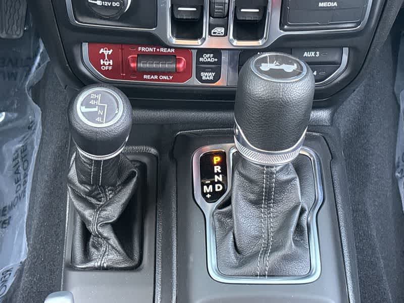 Thumbnail: 2025 Jeep Wrangler - 21