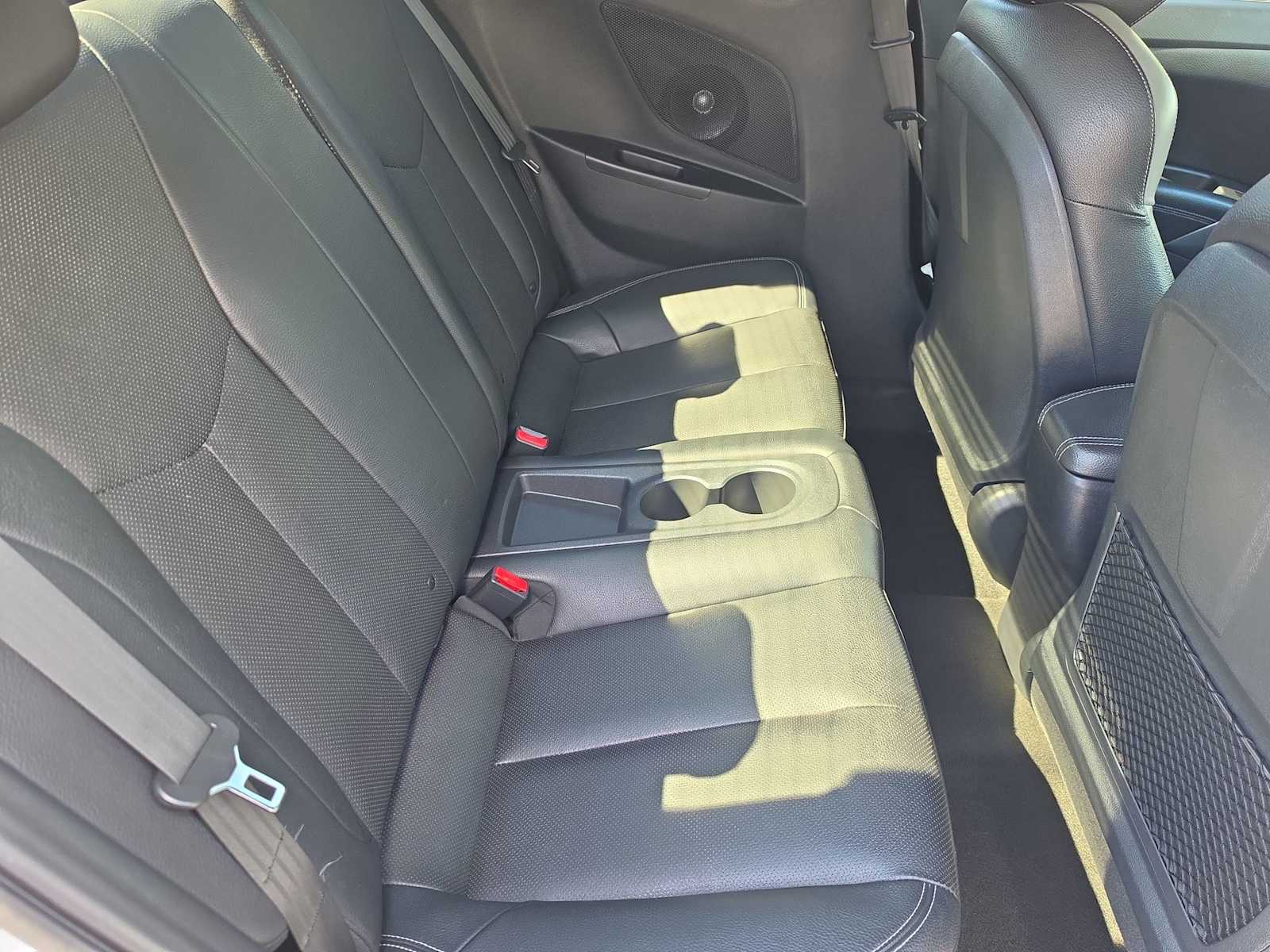 Thumbnail: 2017 Hyundai Veloster - 17