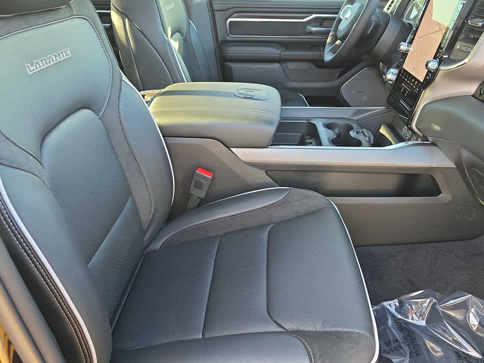 Thumbnail: 2026 RAM 1500 - 18