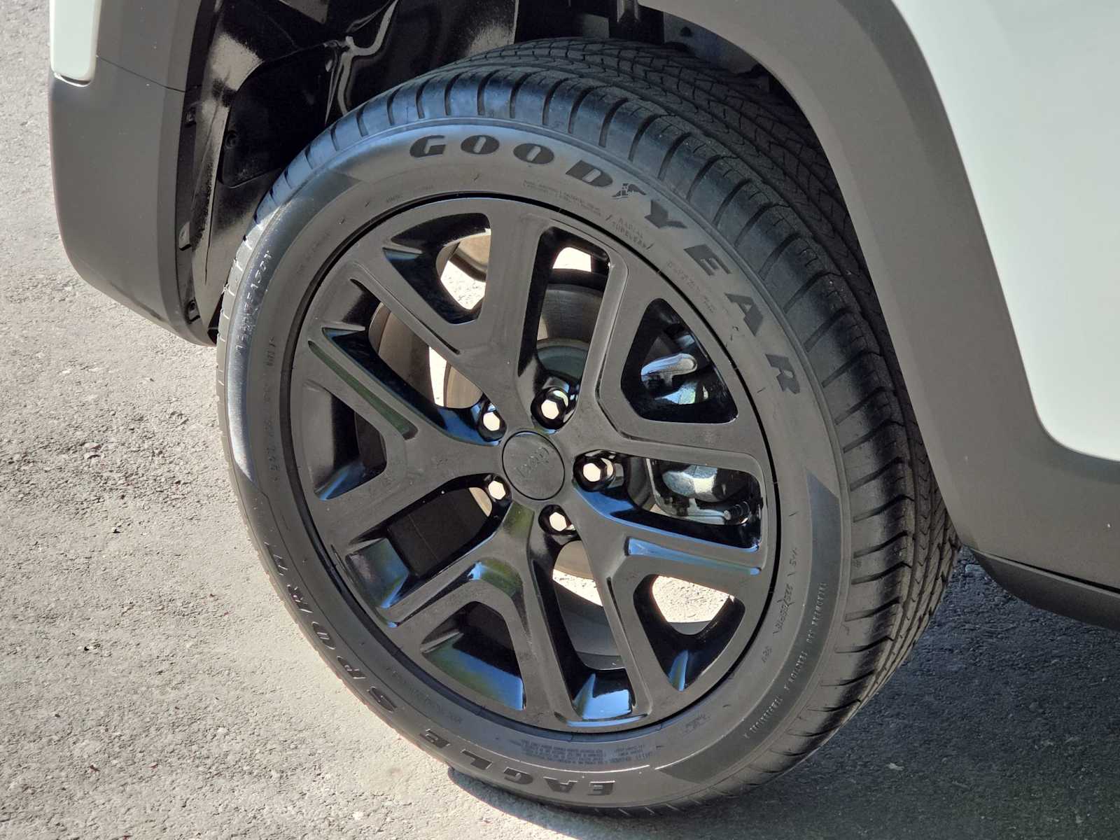 Thumbnail: 2023 Jeep Renegade - 11