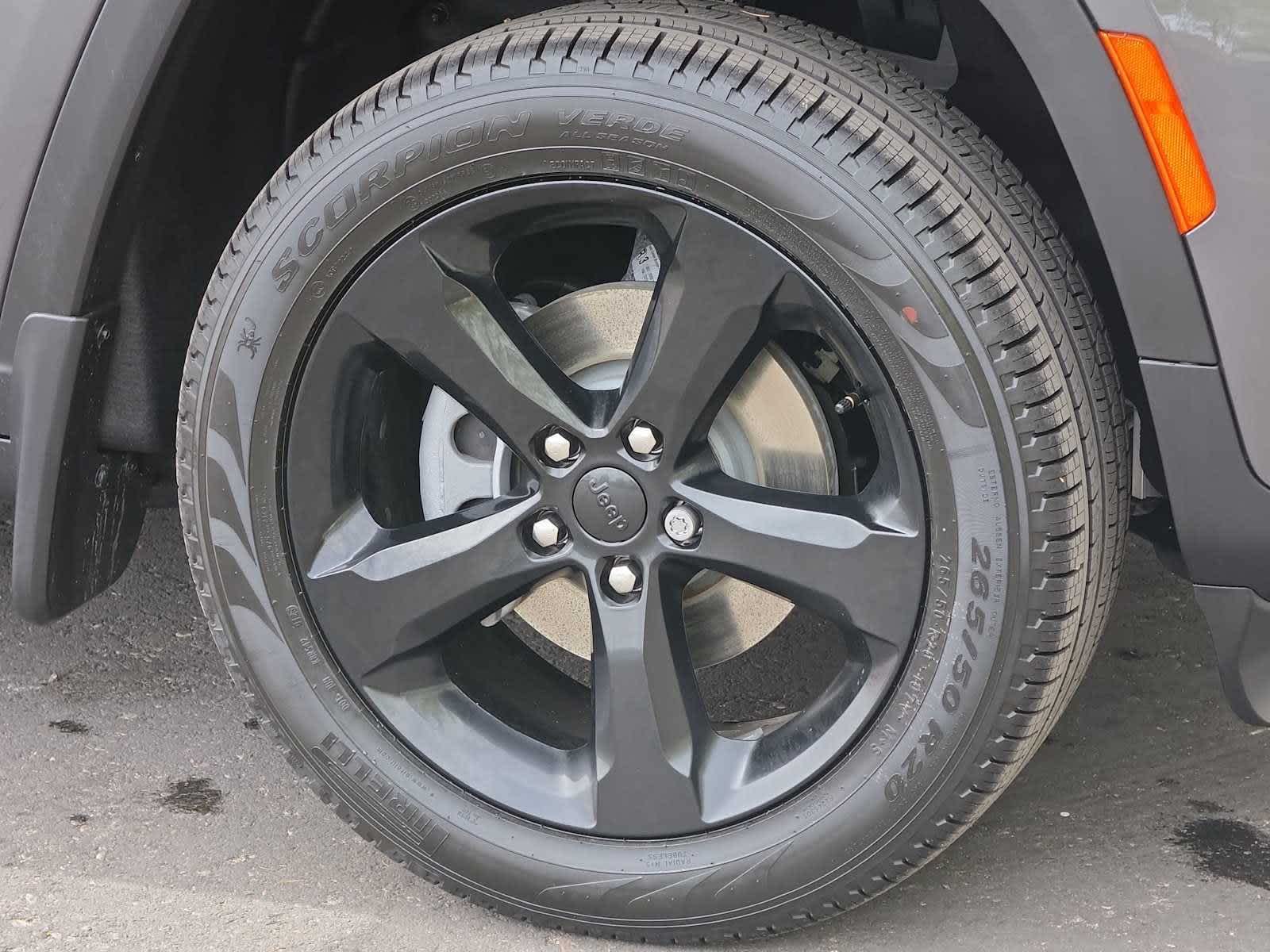 Thumbnail: 2026 Jeep Grand Cherokee - 6