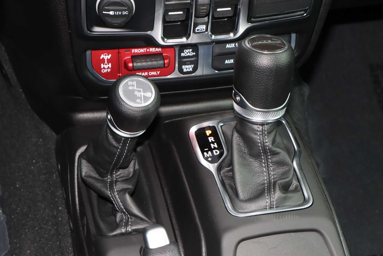 Thumbnail: 2024 Jeep Gladiator - 18