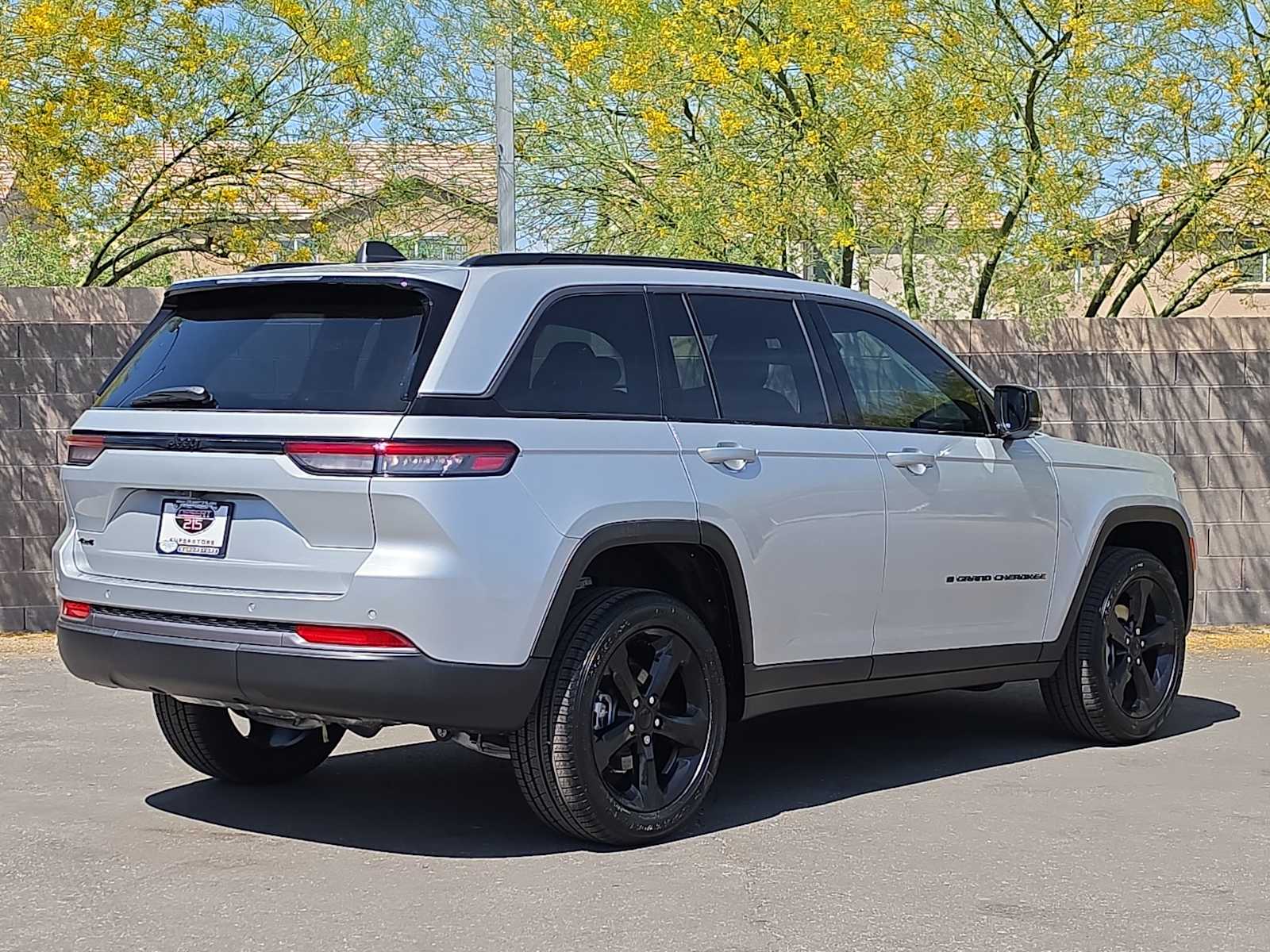 Thumbnail: 2026 Jeep Grand Cherokee - 9