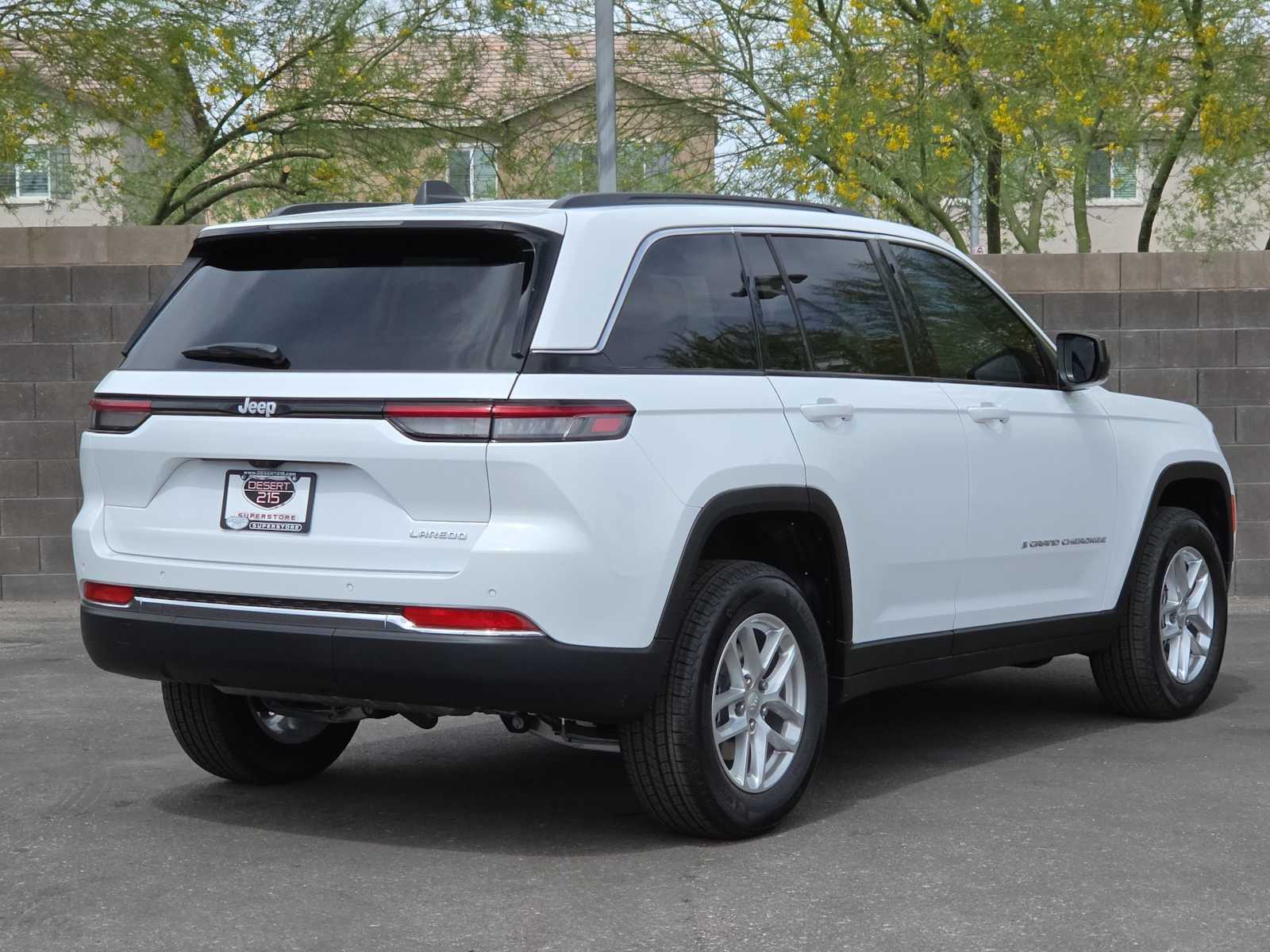 Thumbnail: 2026 Jeep Grand Cherokee - 8