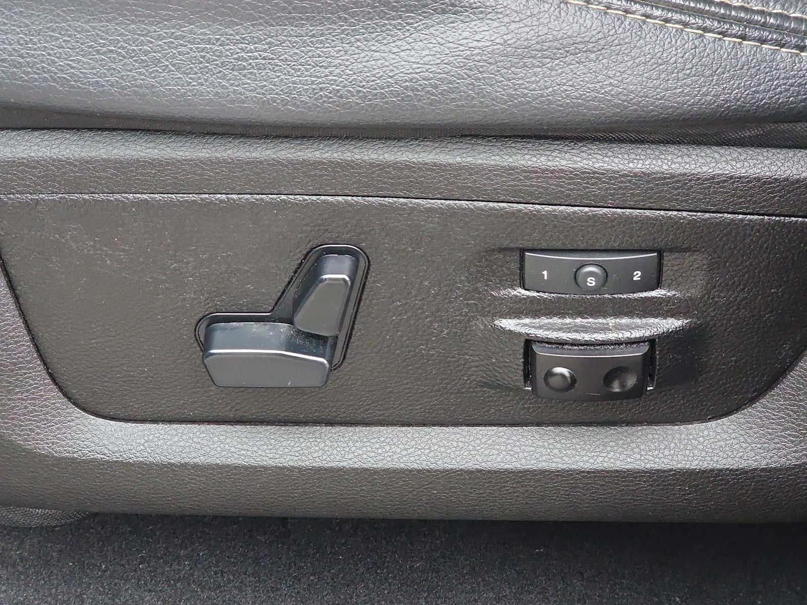 Thumbnail: 2019 RAM 1500 Classic - 29