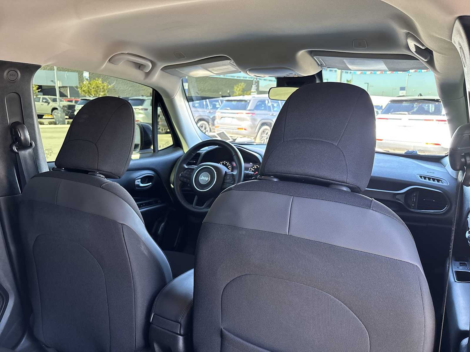 Thumbnail: 2020 Jeep Renegade - 16