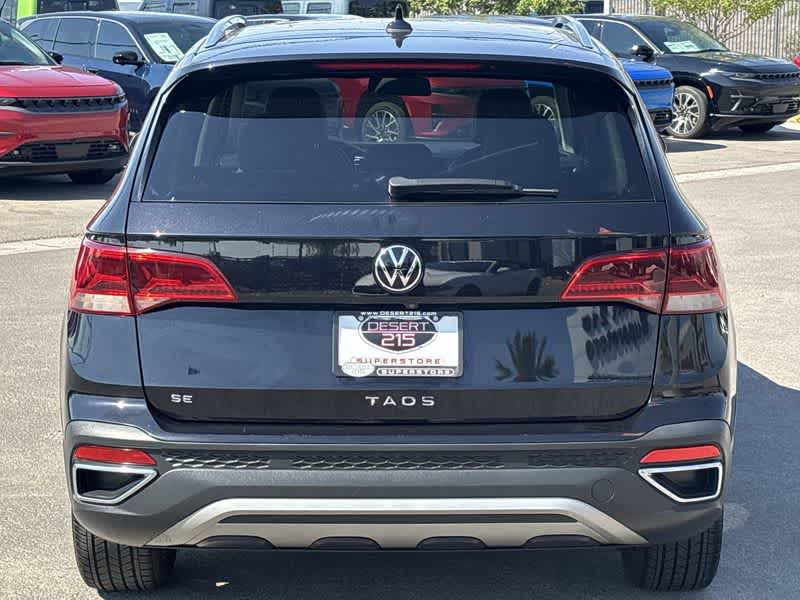 Thumbnail: 2022 Volkswagen Taos - 7