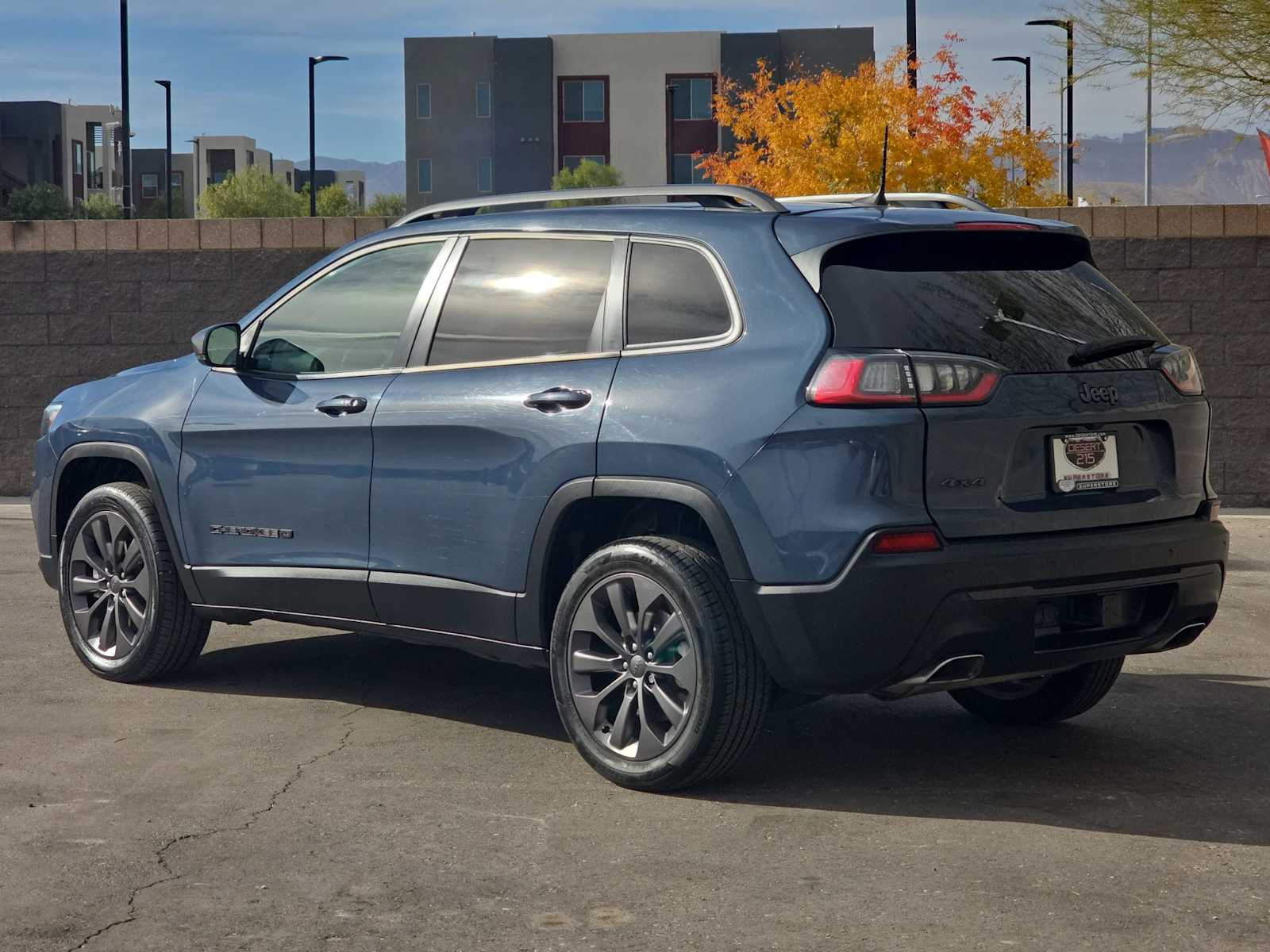 Thumbnail: 2021 Jeep Cherokee - 7