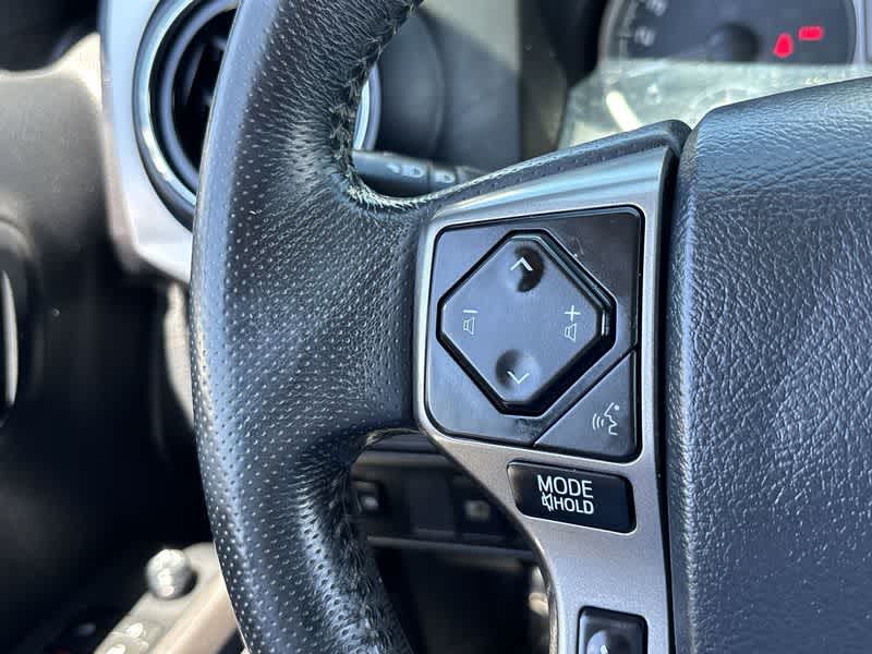 Thumbnail: 2019 Toyota Tacoma - 25