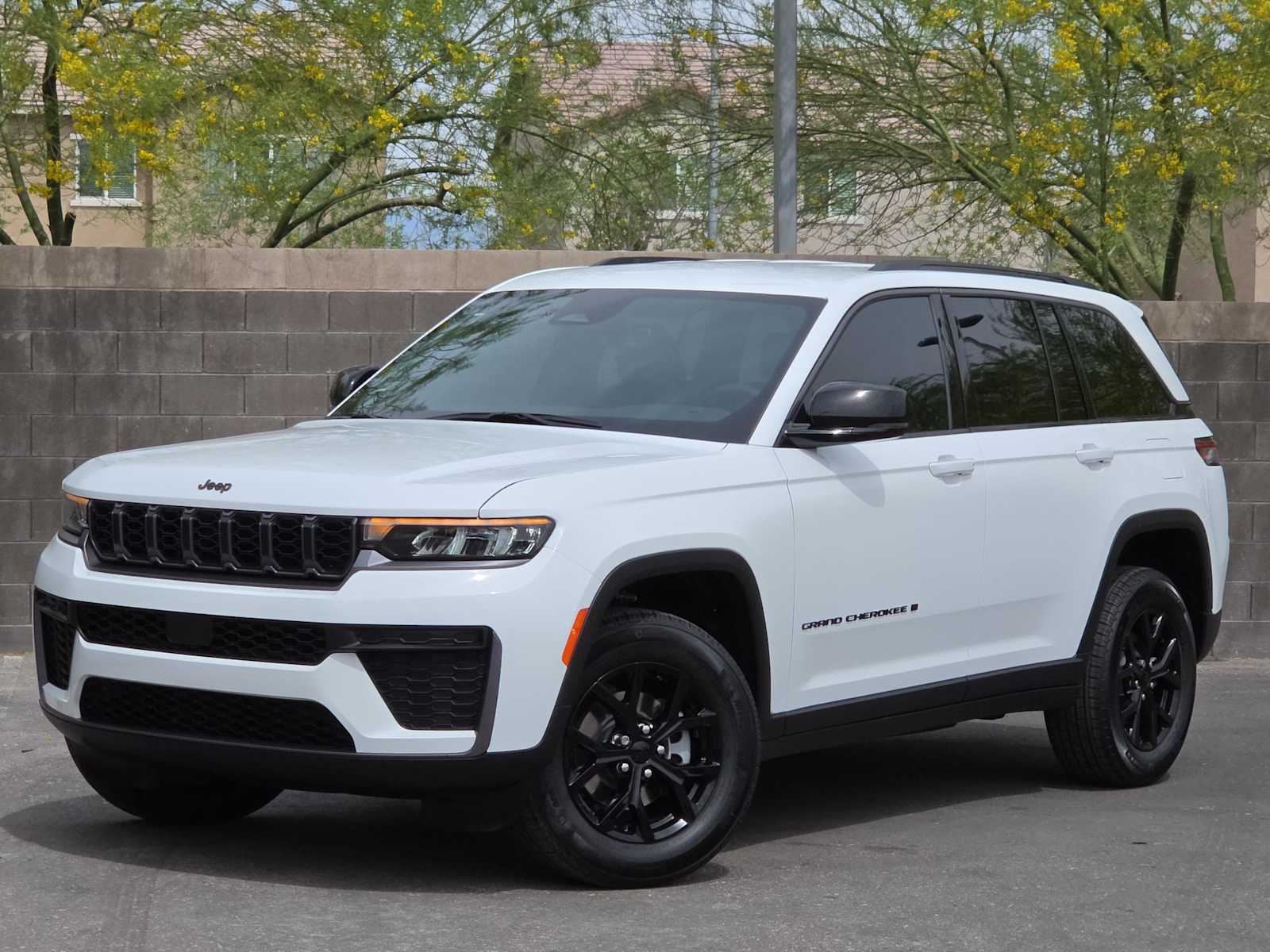 Thumbnail: 2026 Jeep Grand Cherokee - 31