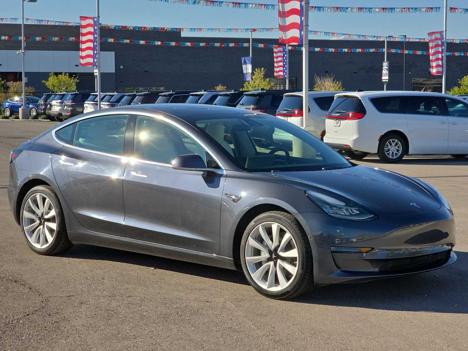 Thumbnail: 2019 Tesla Model 3 - 3