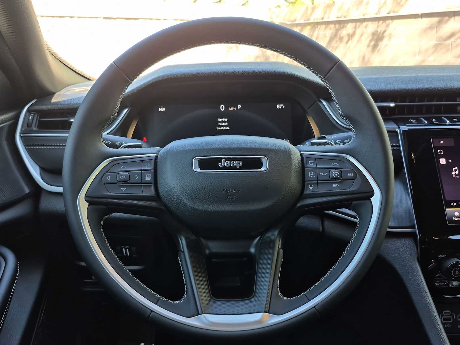 Thumbnail: 2025 Jeep Grand Cherokee L - 19