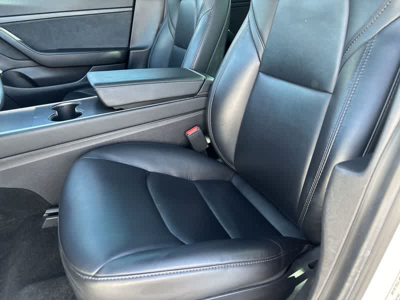 Thumbnail: 2020 Tesla Model 3 - 14