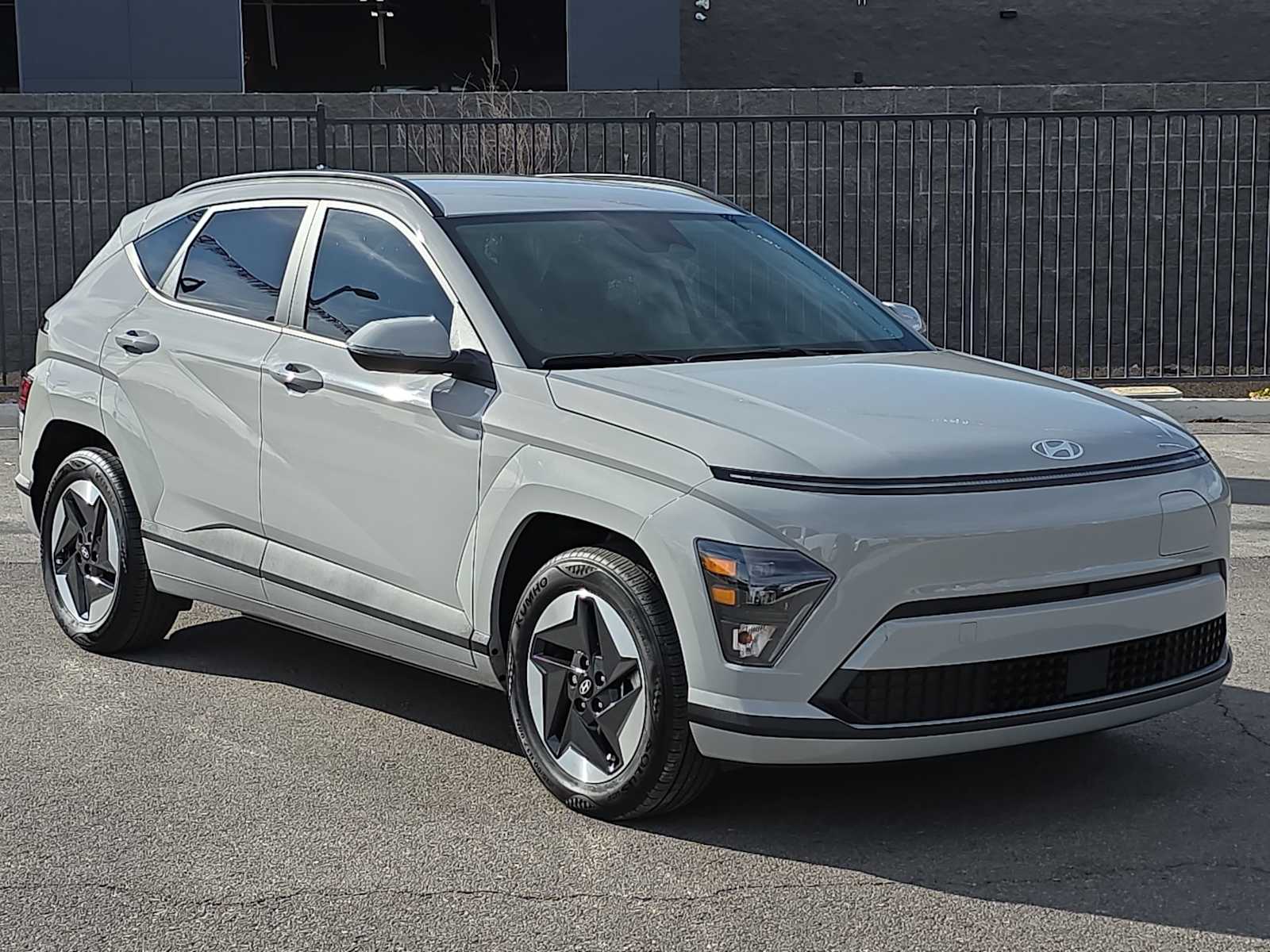 Thumbnail: 2024 Hyundai Kona - 3