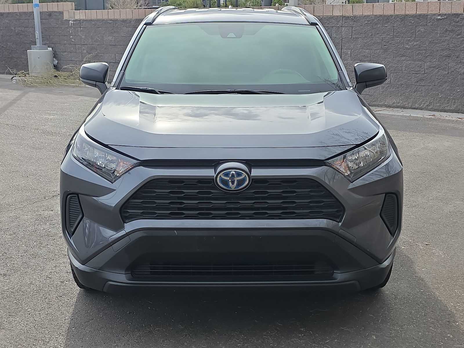 Thumbnail: 2021 Toyota RAV4 - 4