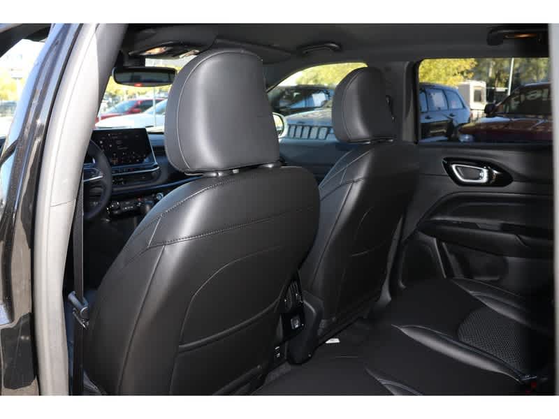 Thumbnail: 2025 Jeep Compass - 15