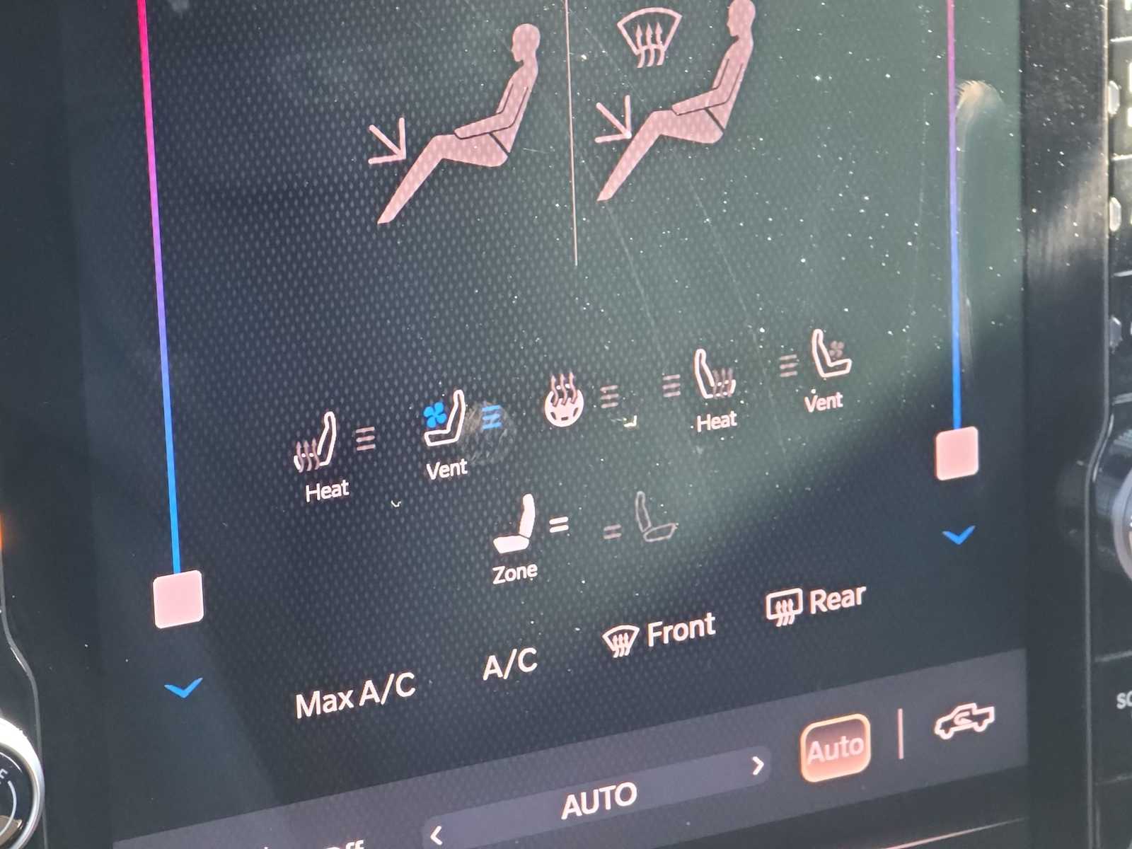 Thumbnail: 2025 RAM 1500 - 28