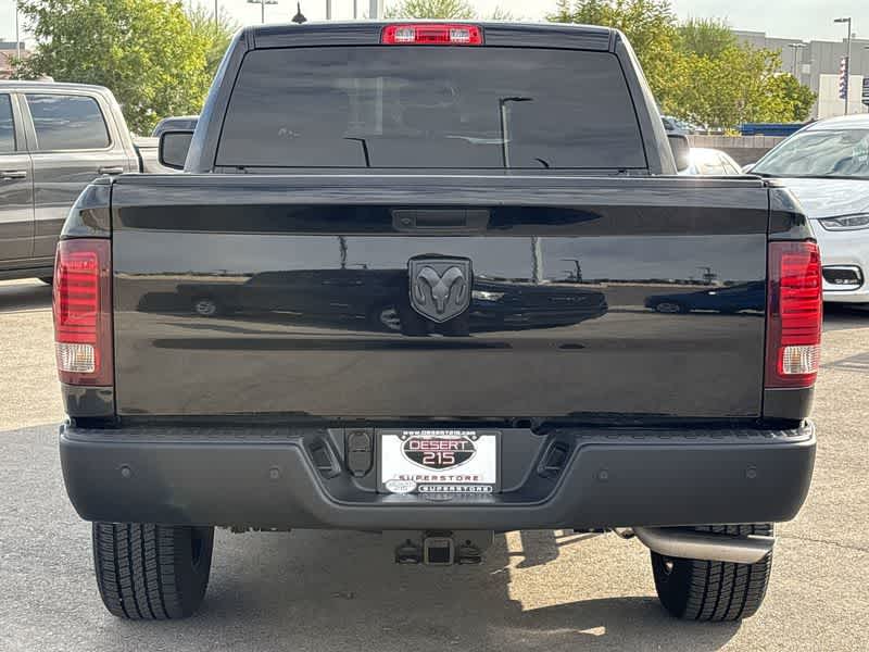 Thumbnail: 2023 RAM 1500 Classic - 7