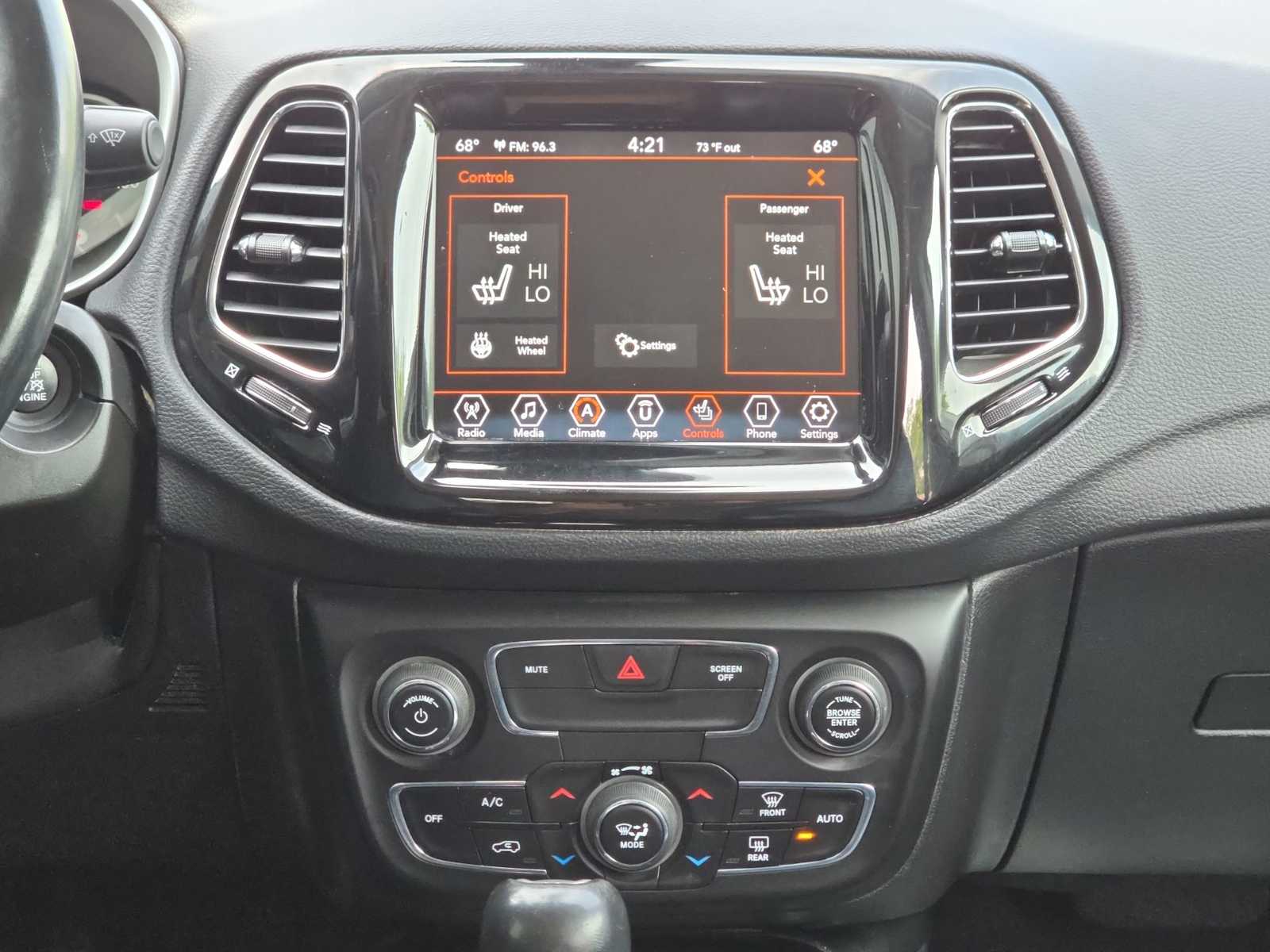 Thumbnail: 2019 Jeep Compass - 19