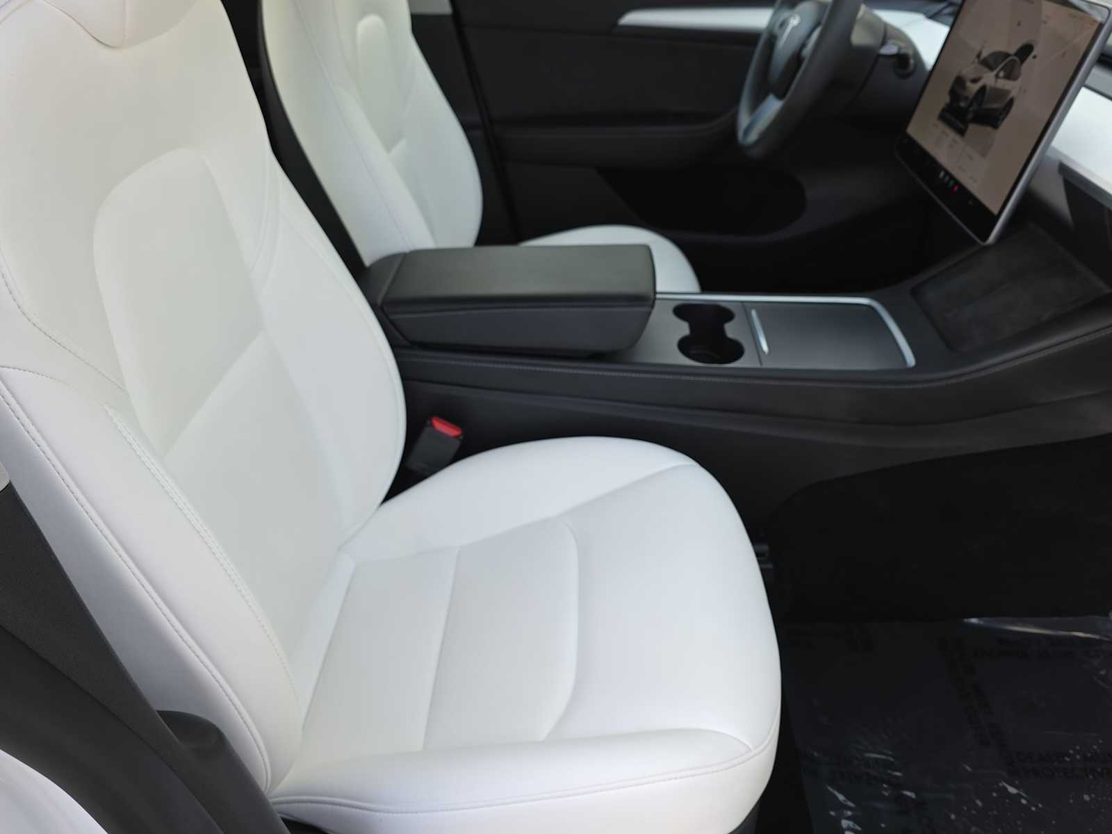 Thumbnail: 2023 Tesla Model Y - 18