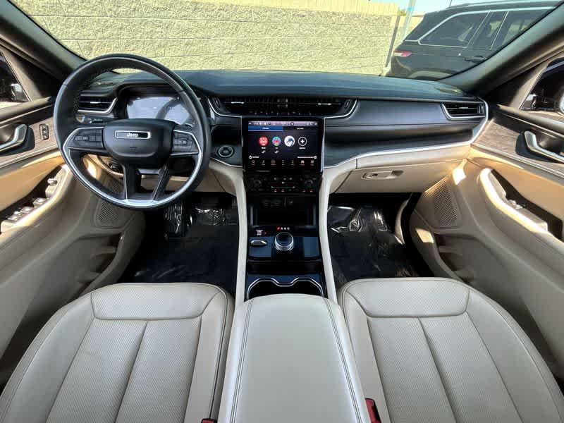 Thumbnail: 2023 Jeep Grand Cherokee L - 14