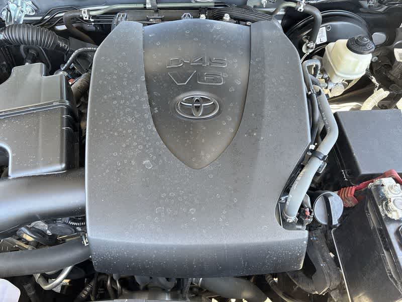Thumbnail: 2019 Toyota Tacoma - 9