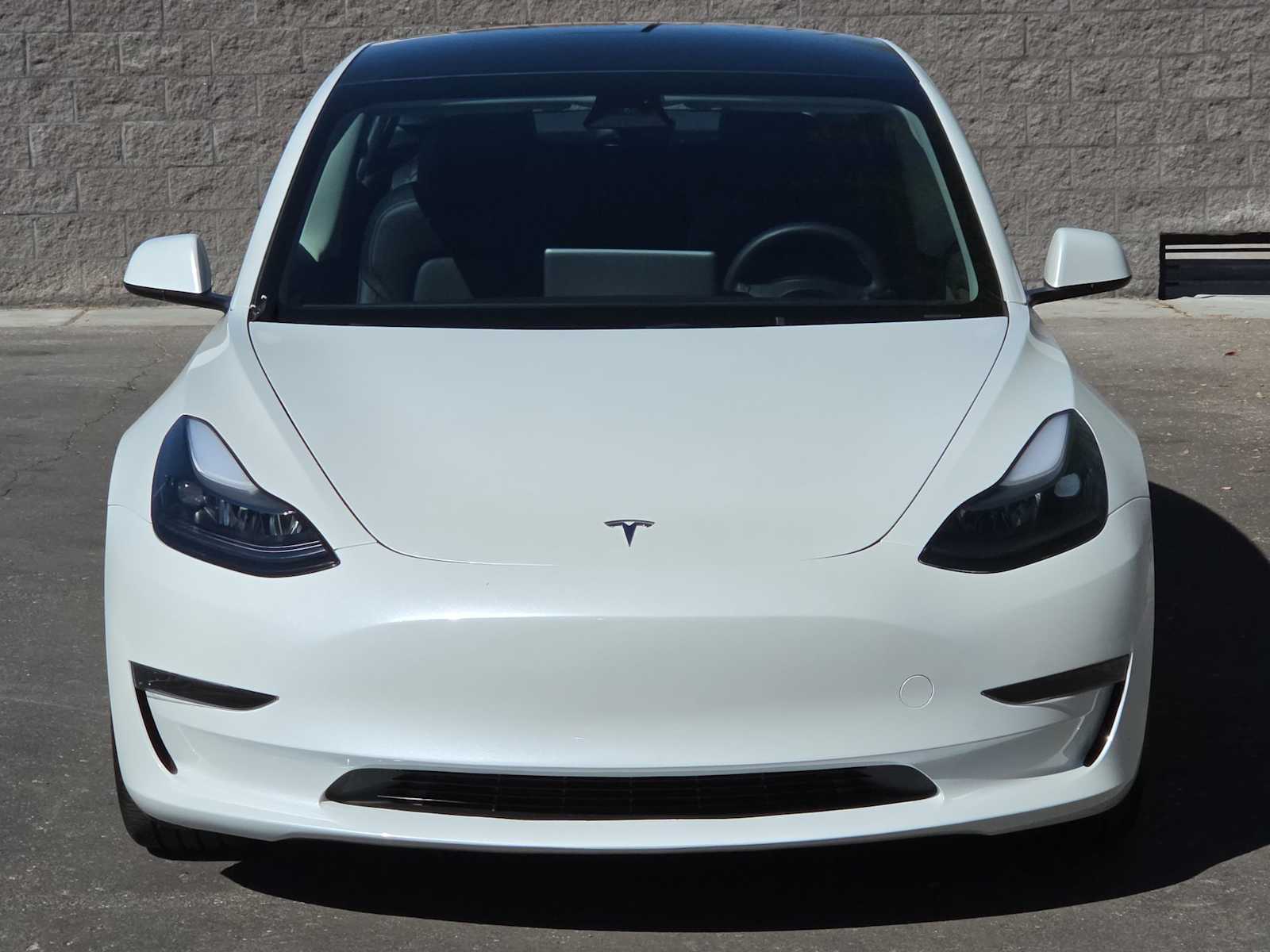 Thumbnail: 2023 Tesla Model 3 - 4