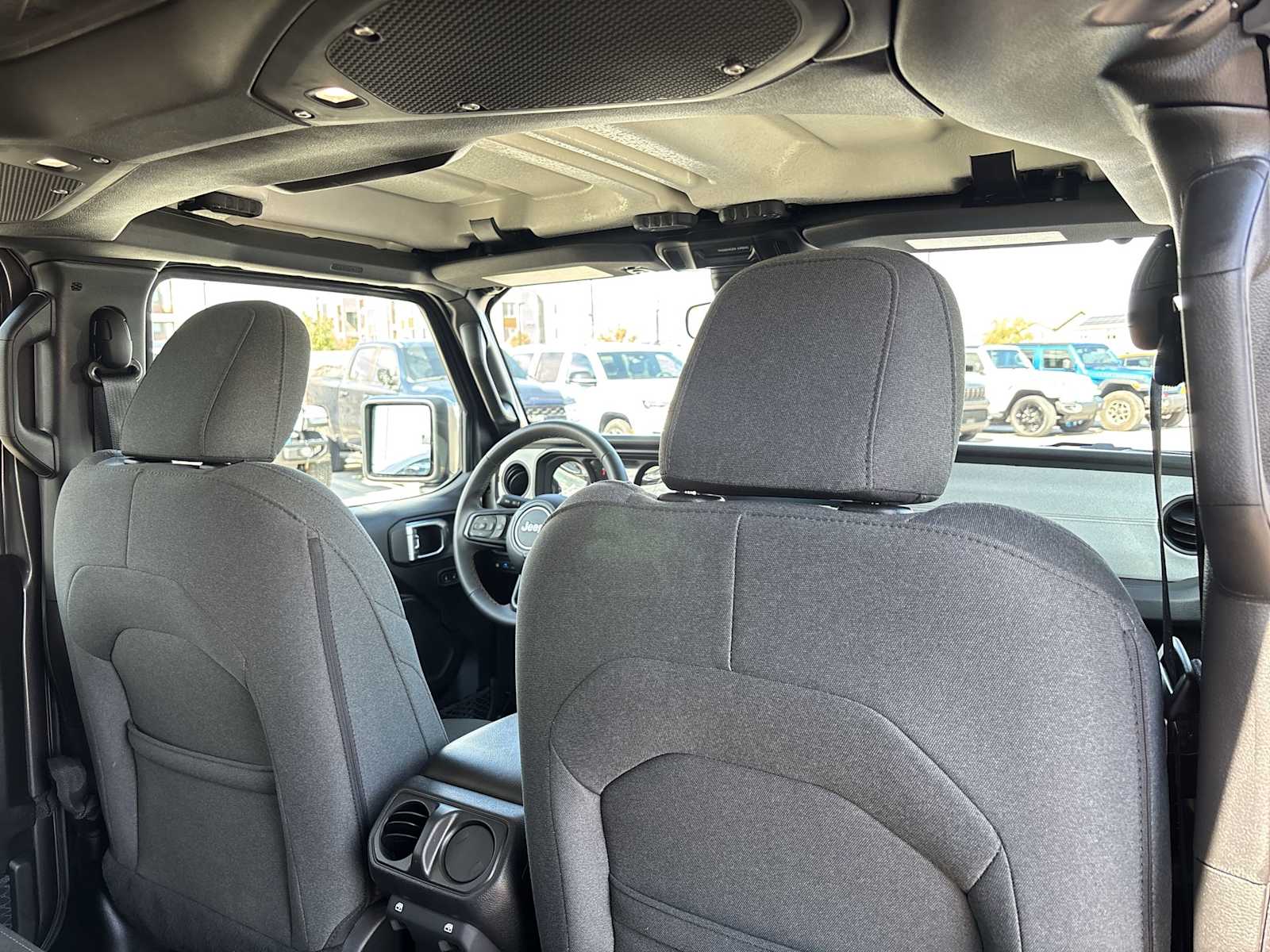 Thumbnail: 2024 Jeep Wrangler - 16