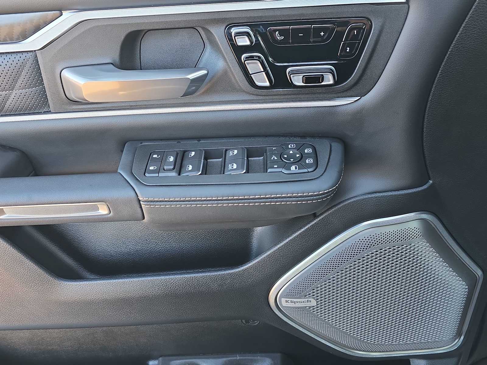 Thumbnail: 2026 RAM 1500 - 29