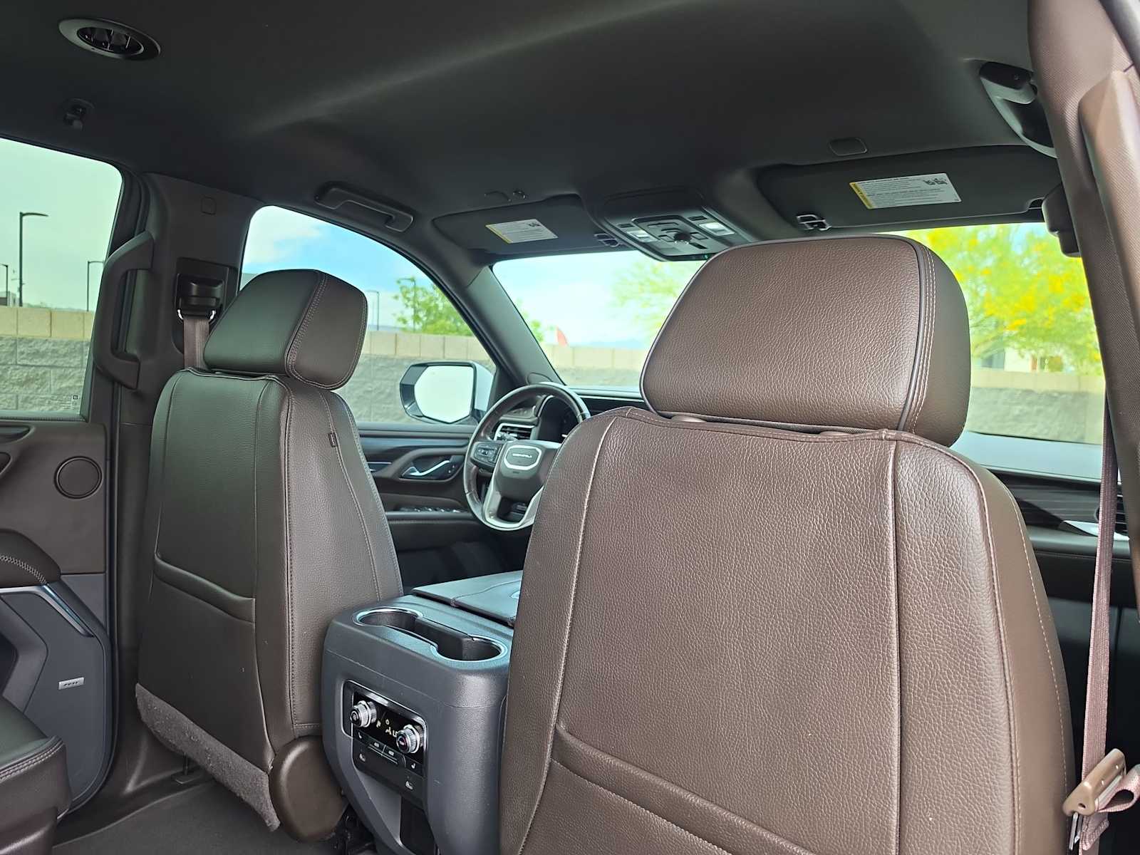 Thumbnail: 2022 GMC Yukon - 16