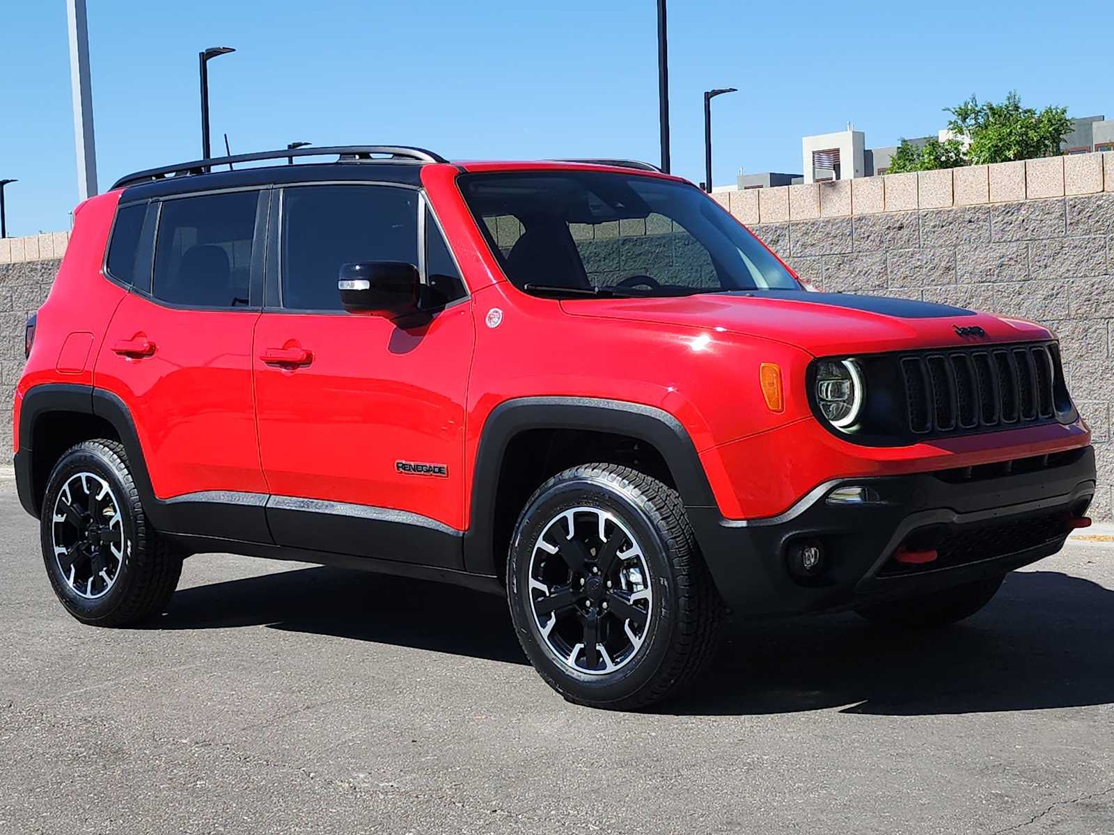 Thumbnail: 2023 Jeep Renegade - 3