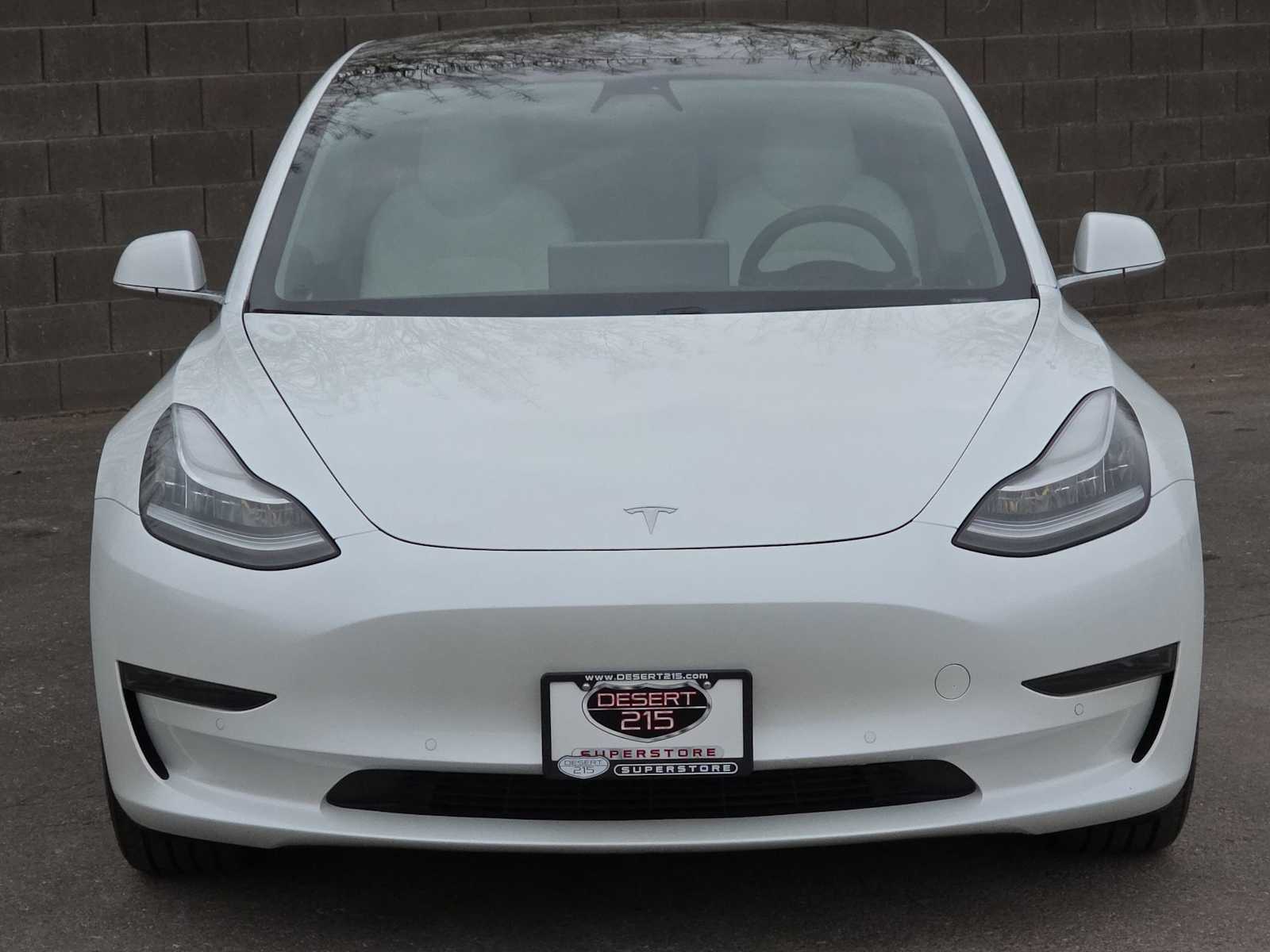 Thumbnail: 2020 Tesla Model 3 - 4