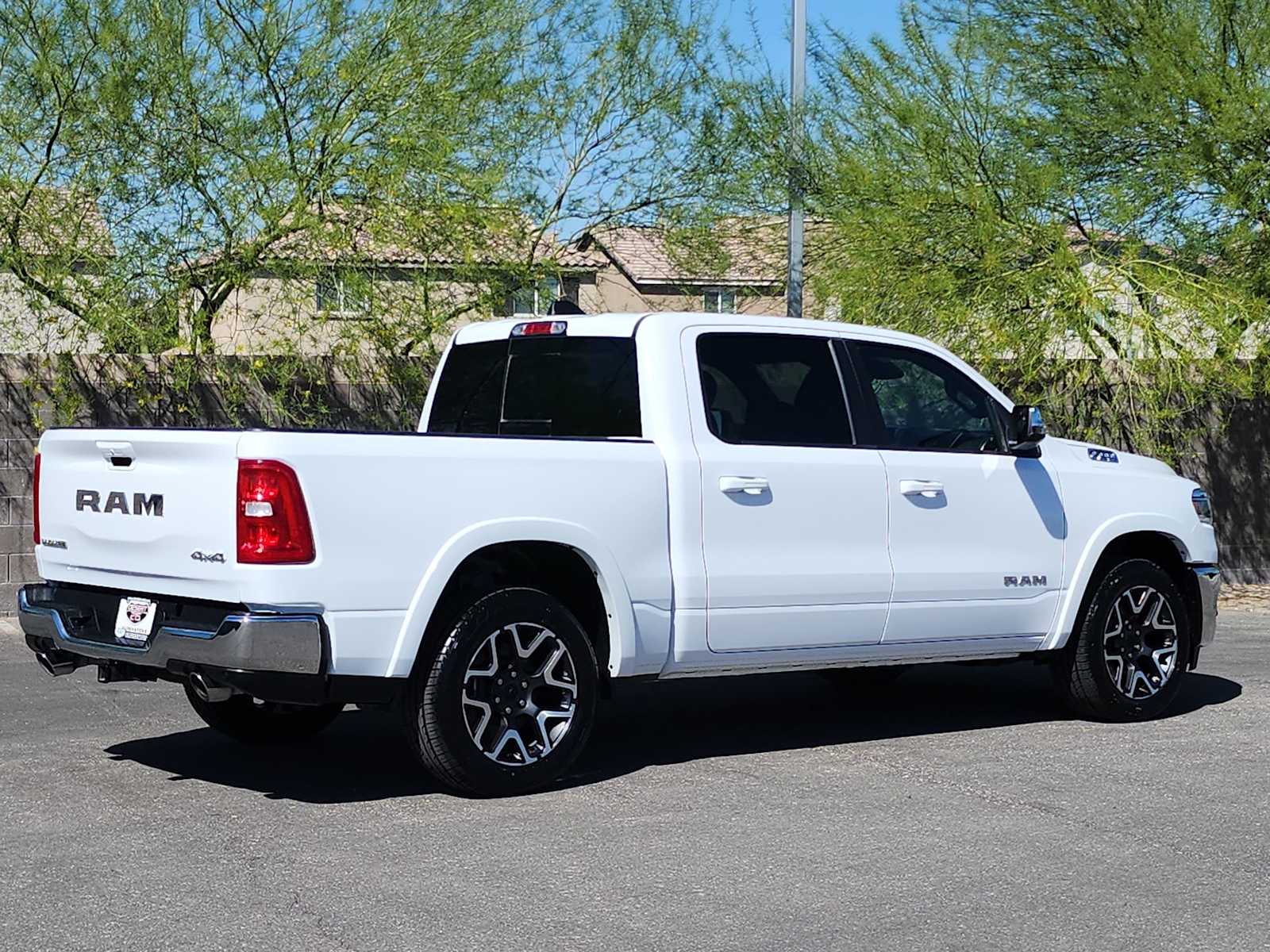 Thumbnail: 2025 RAM 1500 - 9