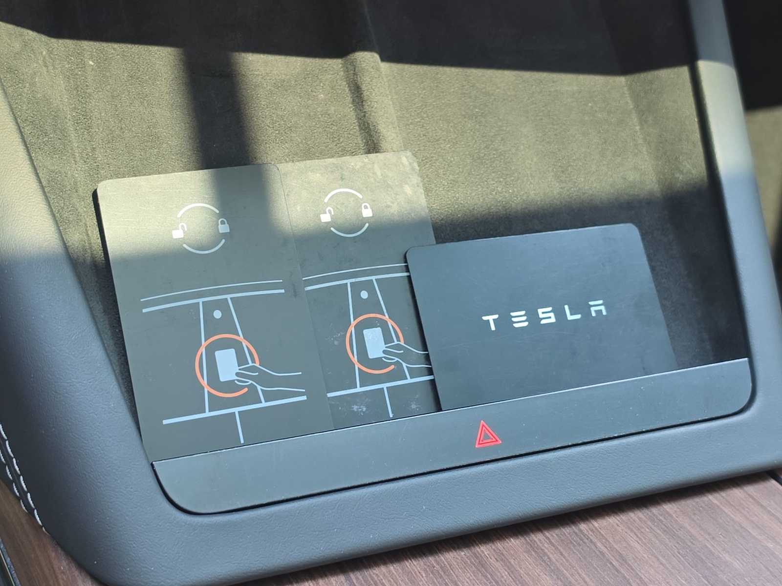 Thumbnail: 2024 Tesla Model X - 25