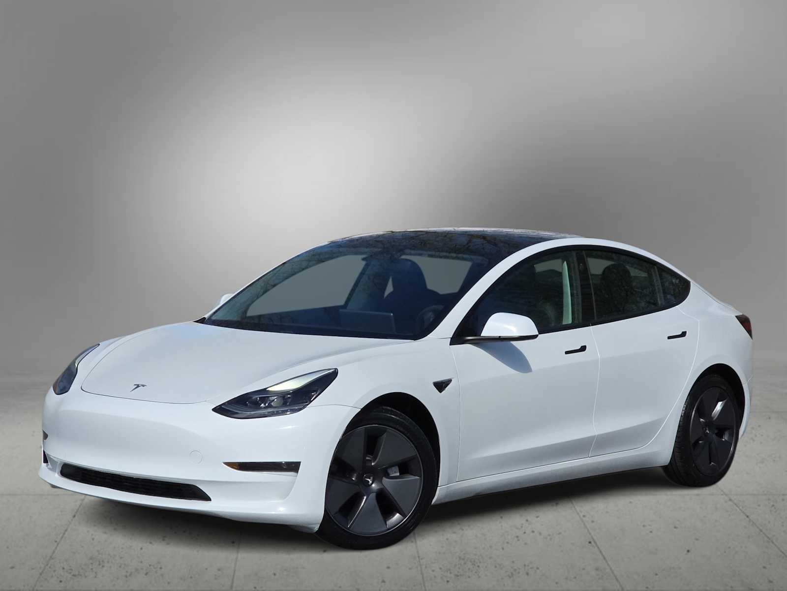 Thumbnail: 2021 Tesla Model 3 - 1
