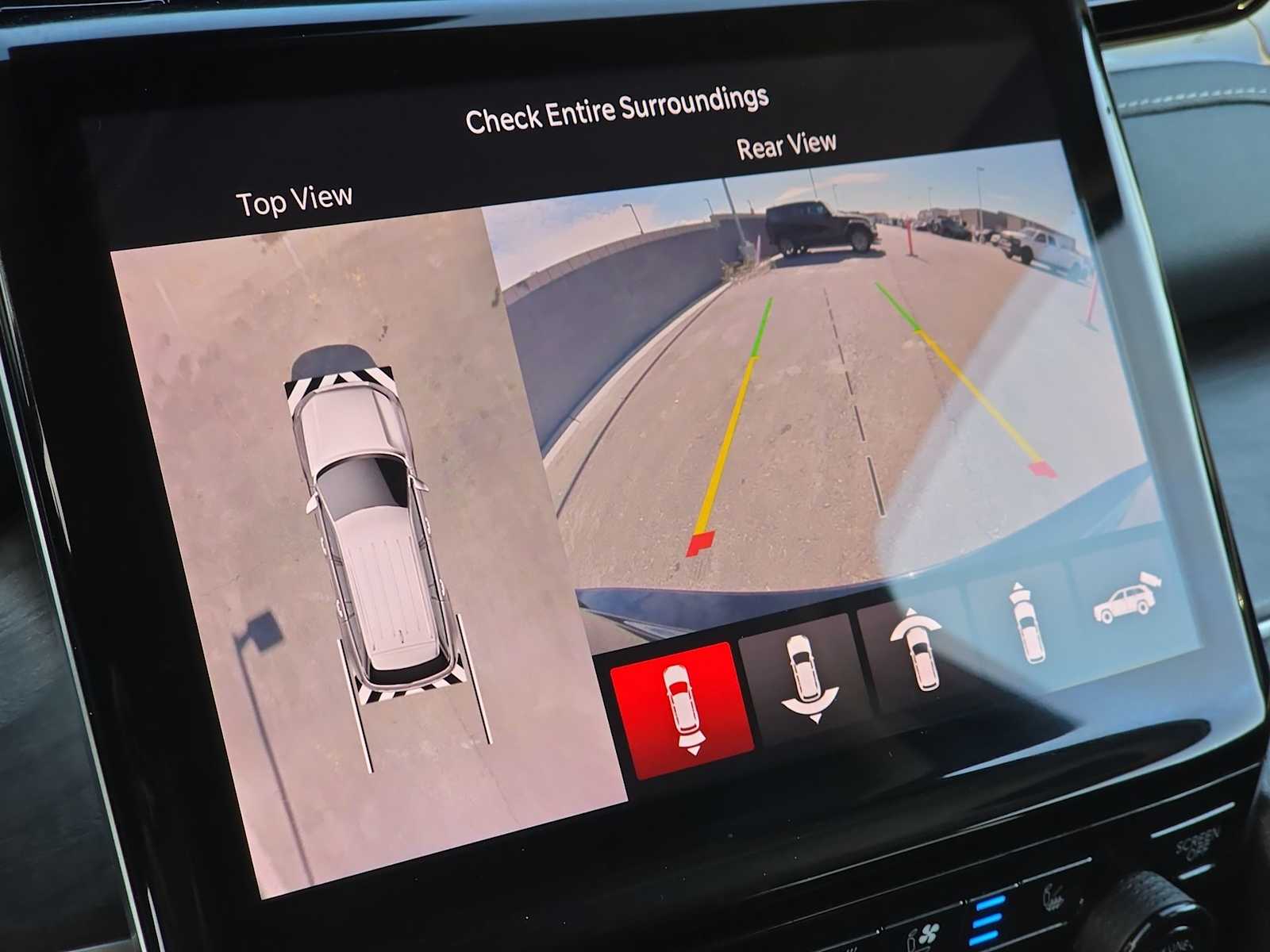 Thumbnail: 2022 Jeep Grand Cherokee - 26