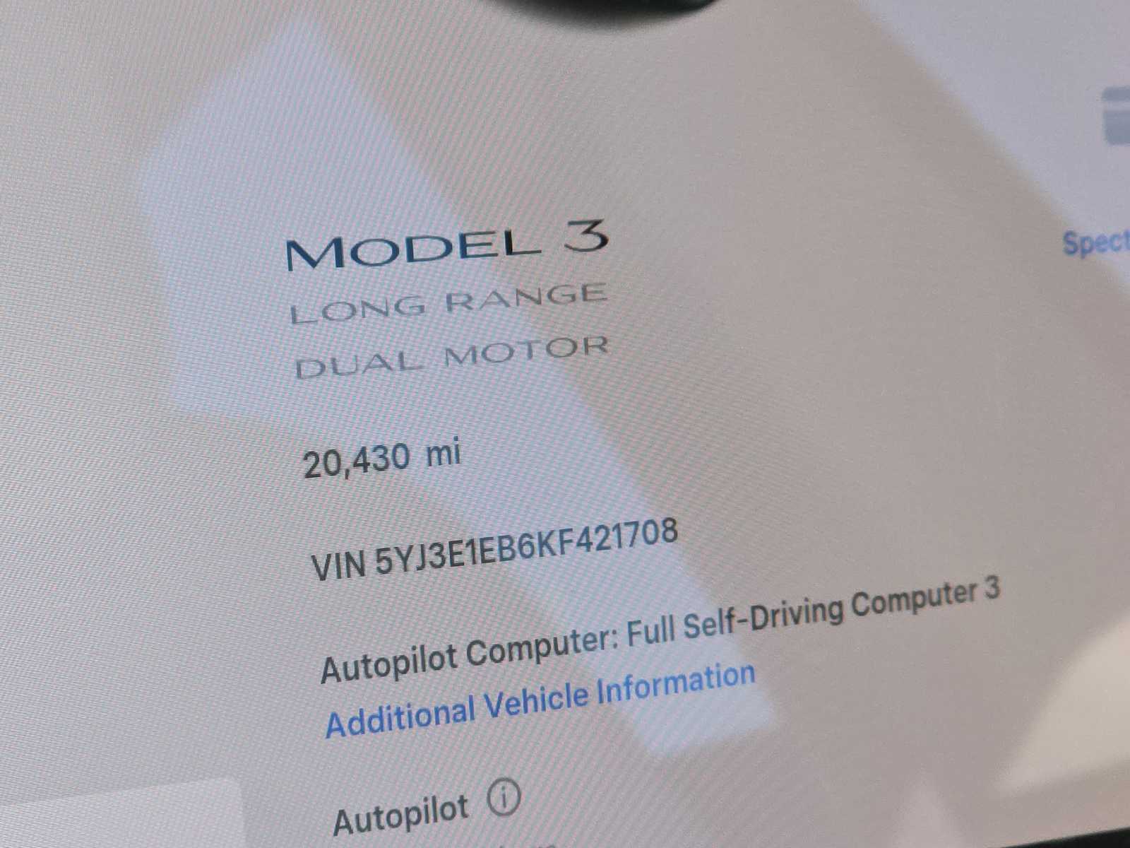 Thumbnail: 2019 Tesla Model 3 - 21